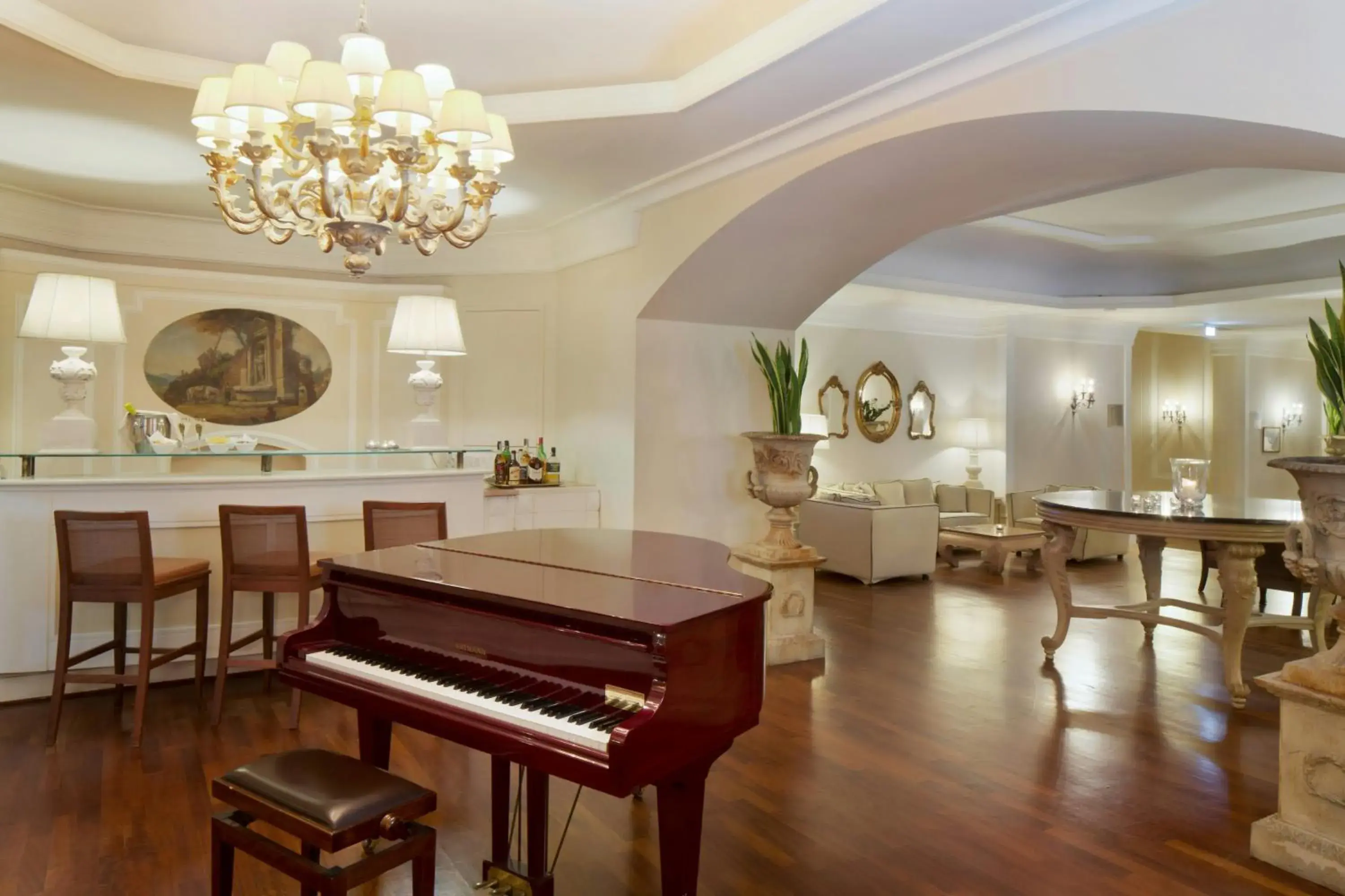 Lounge or bar in Starhotels Terminus Lounge or bar in Starhotels Terminus