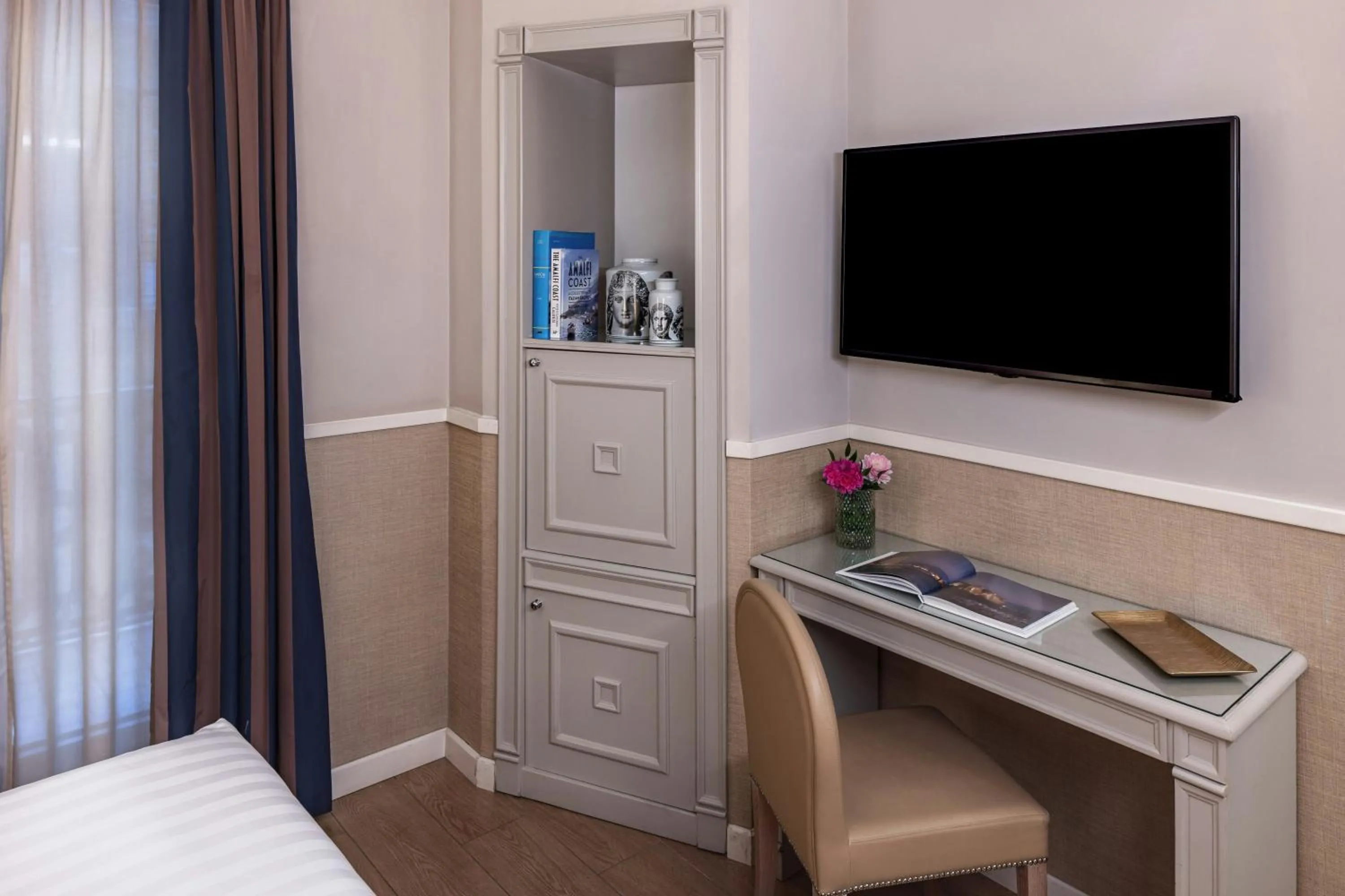 Bedroom, Bed in Starhotels Terminus