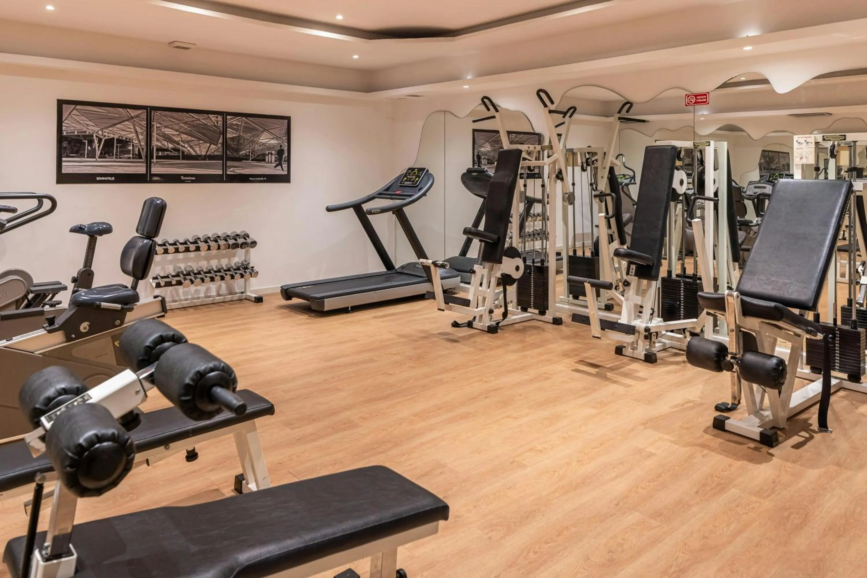 Fitness centre/facilities in Starhotels Terminus