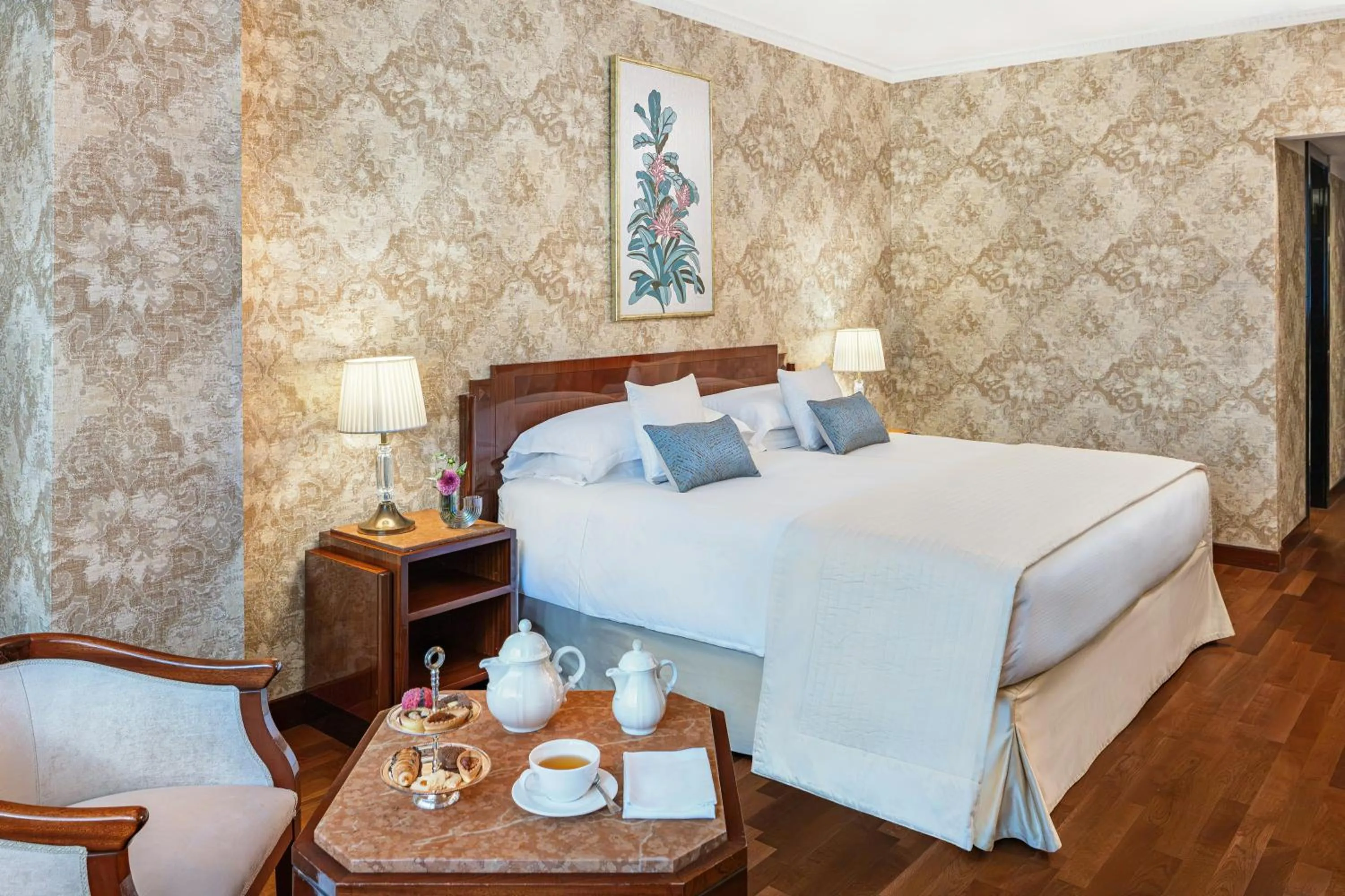 Bedroom, Bed in Starhotels Du Parc