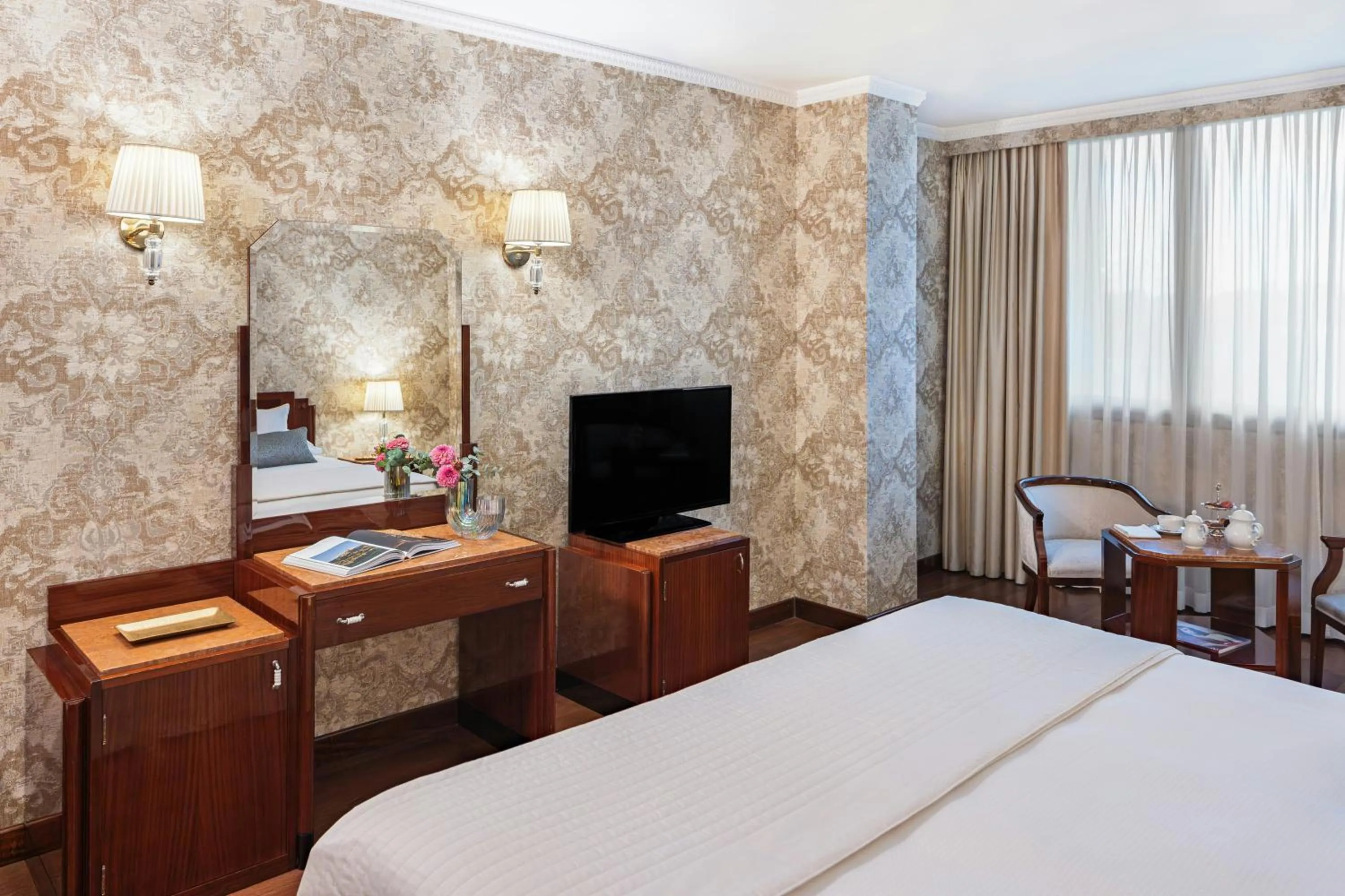 Bedroom, Bed in Starhotels Du Parc