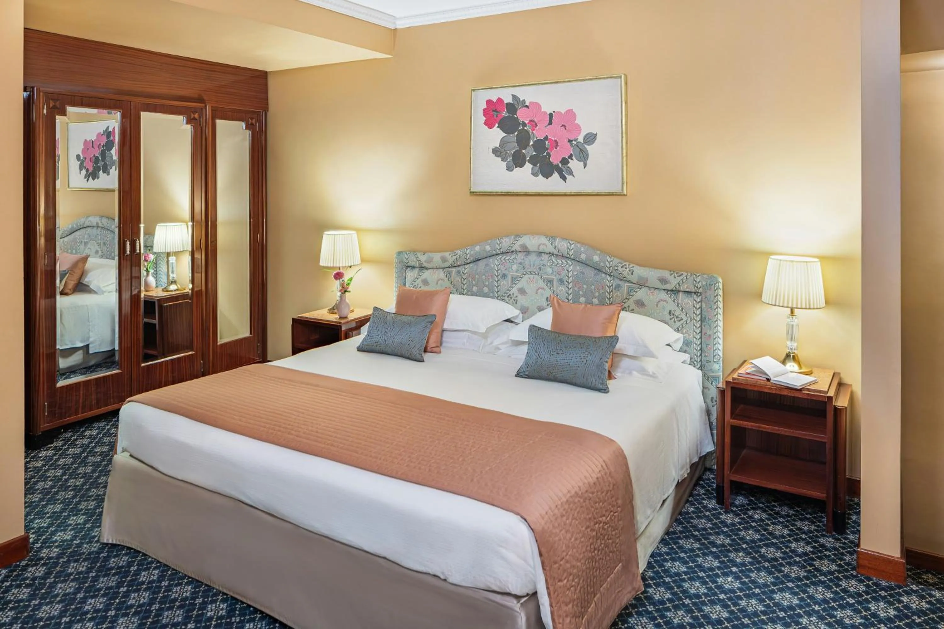 Photo of the whole room, Bed in Starhotels Du Parc