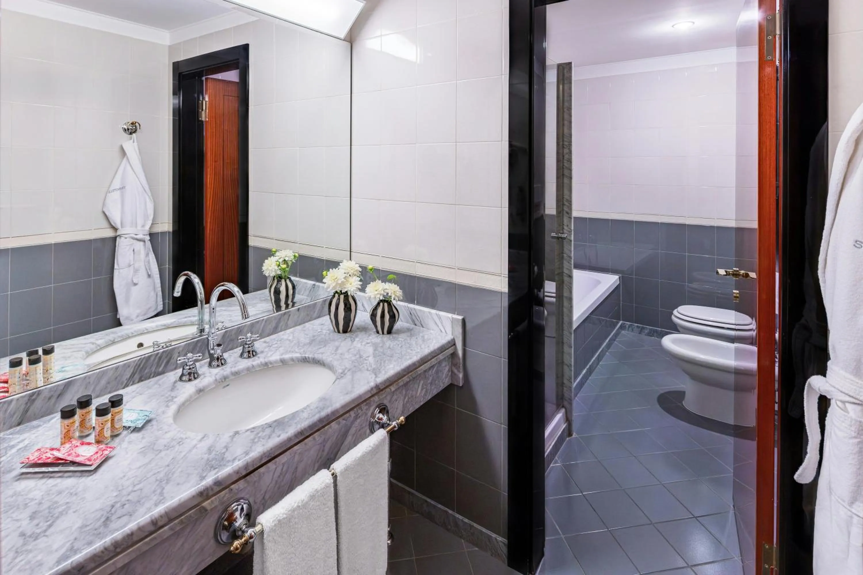 Bathroom in Starhotels Du Parc