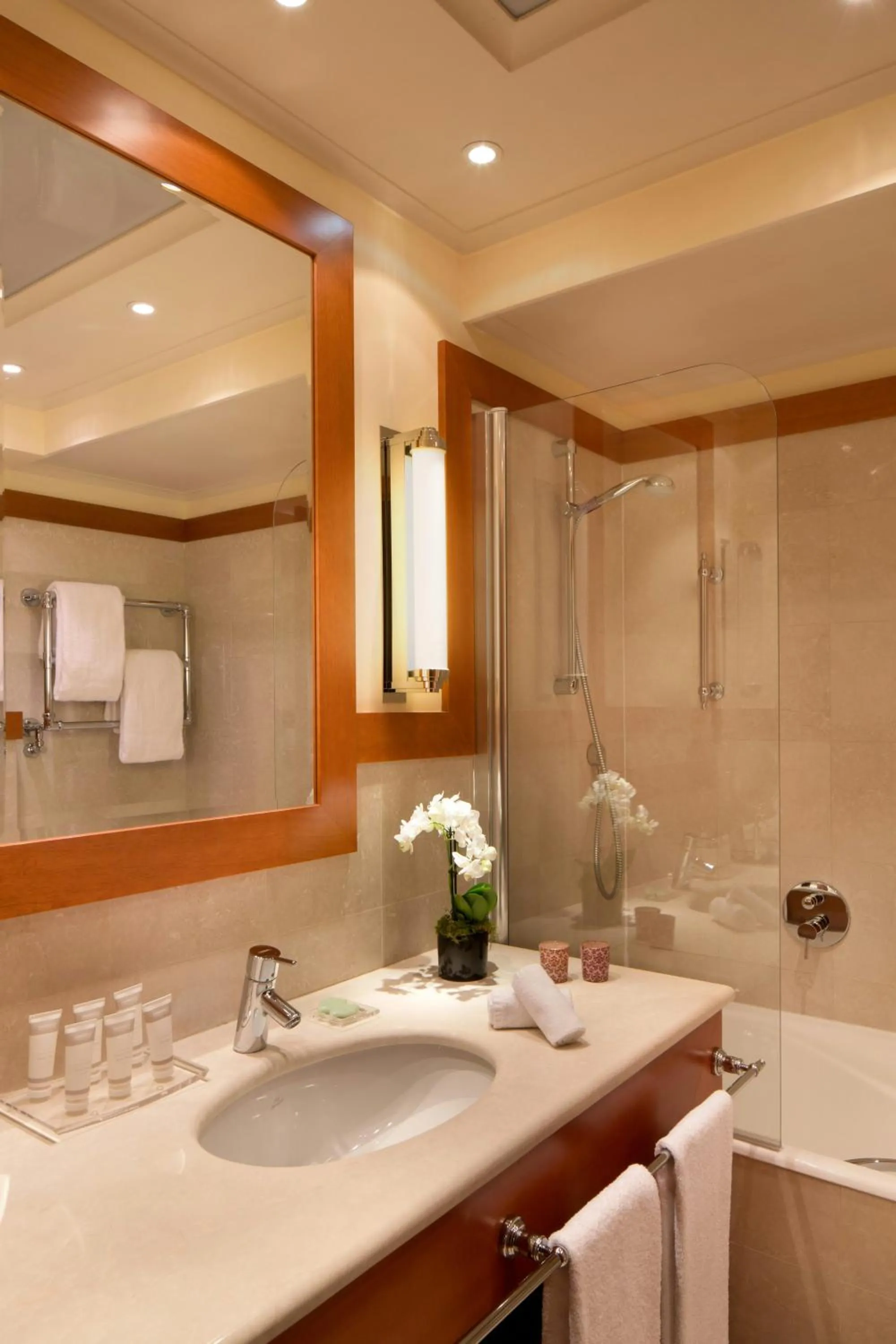 Bathroom in Starhotels Metropole
