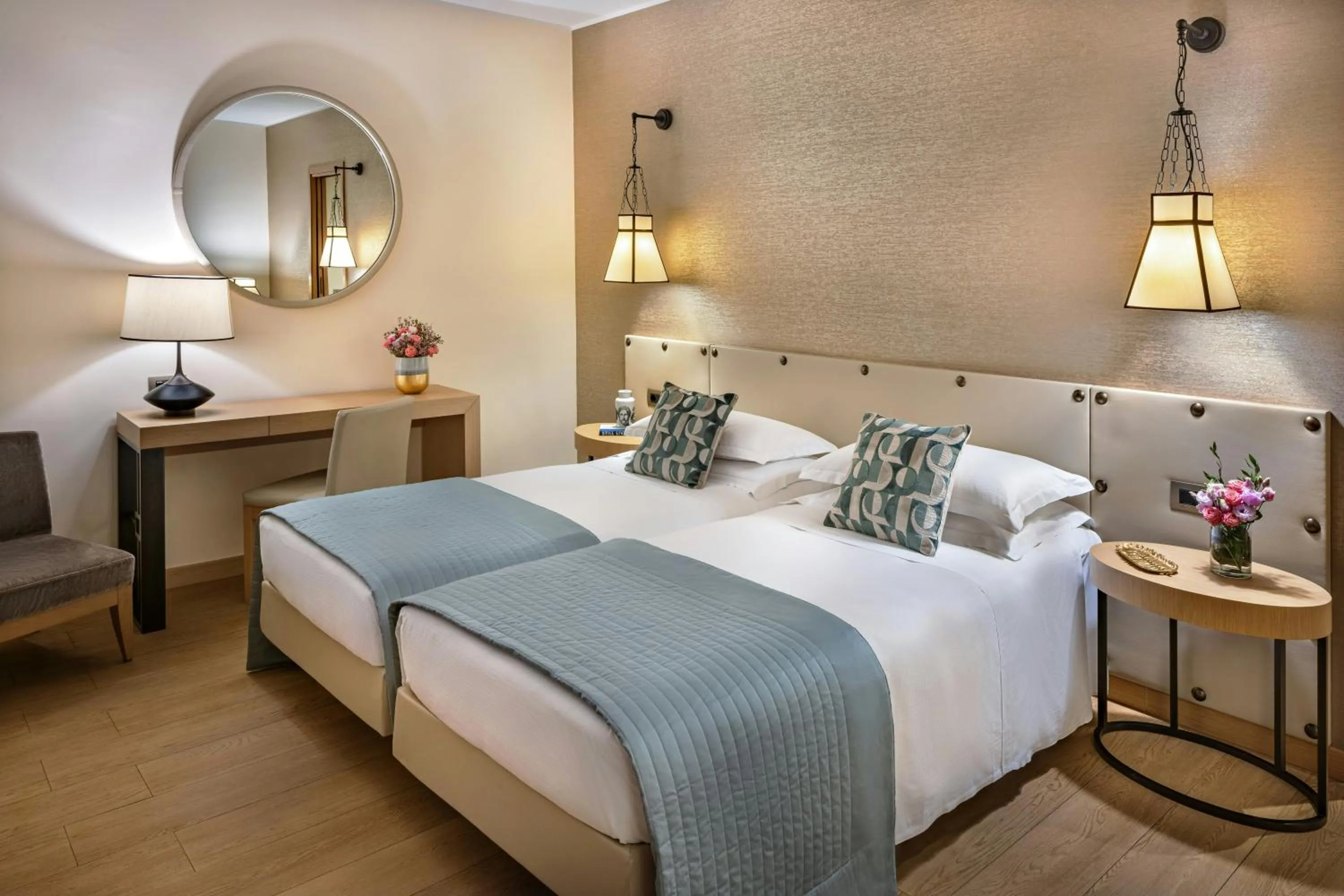 Photo of the whole room, Bed in Starhotels Metropole