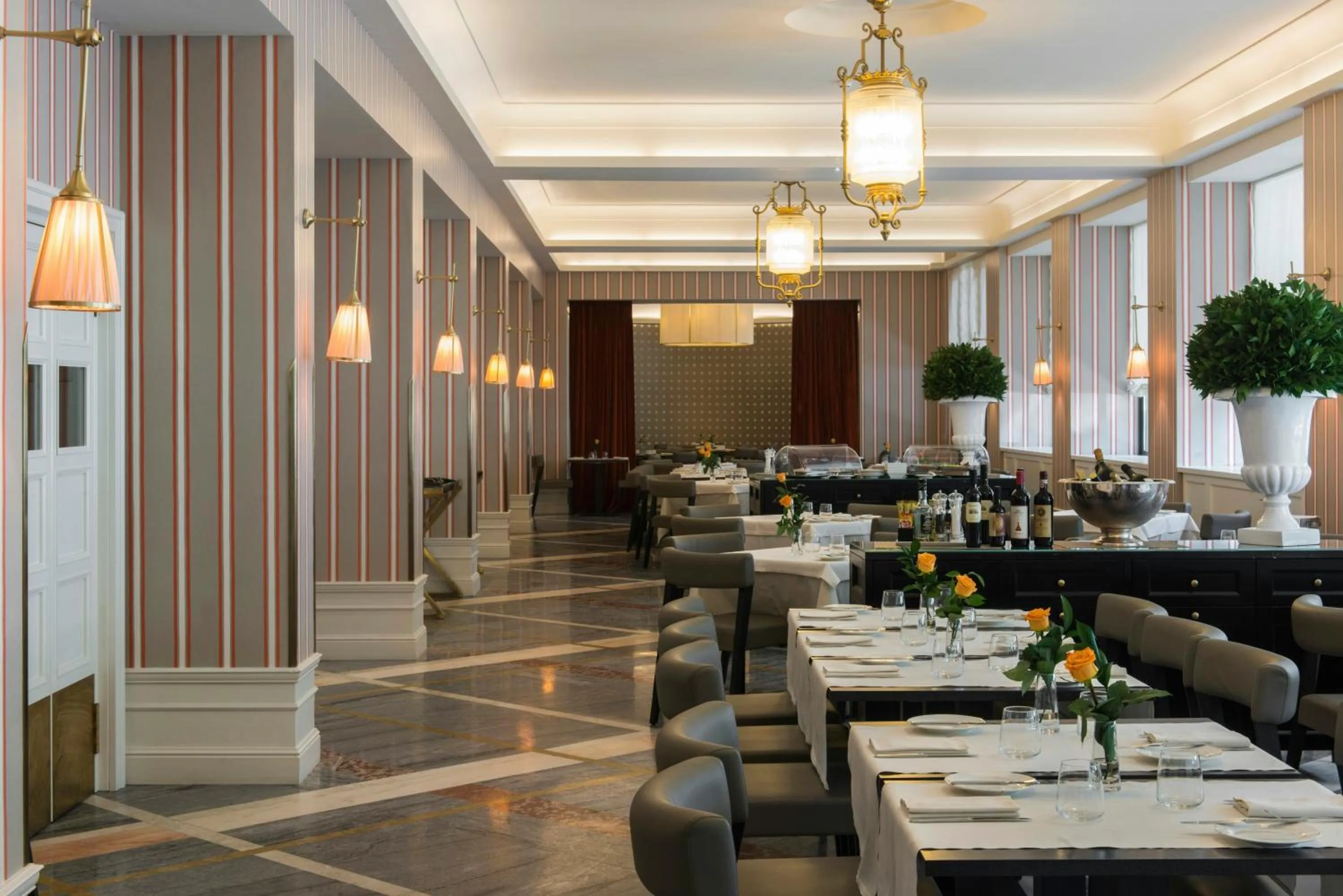 Restaurant/places to eat in Starhotels Michelangelo Rome