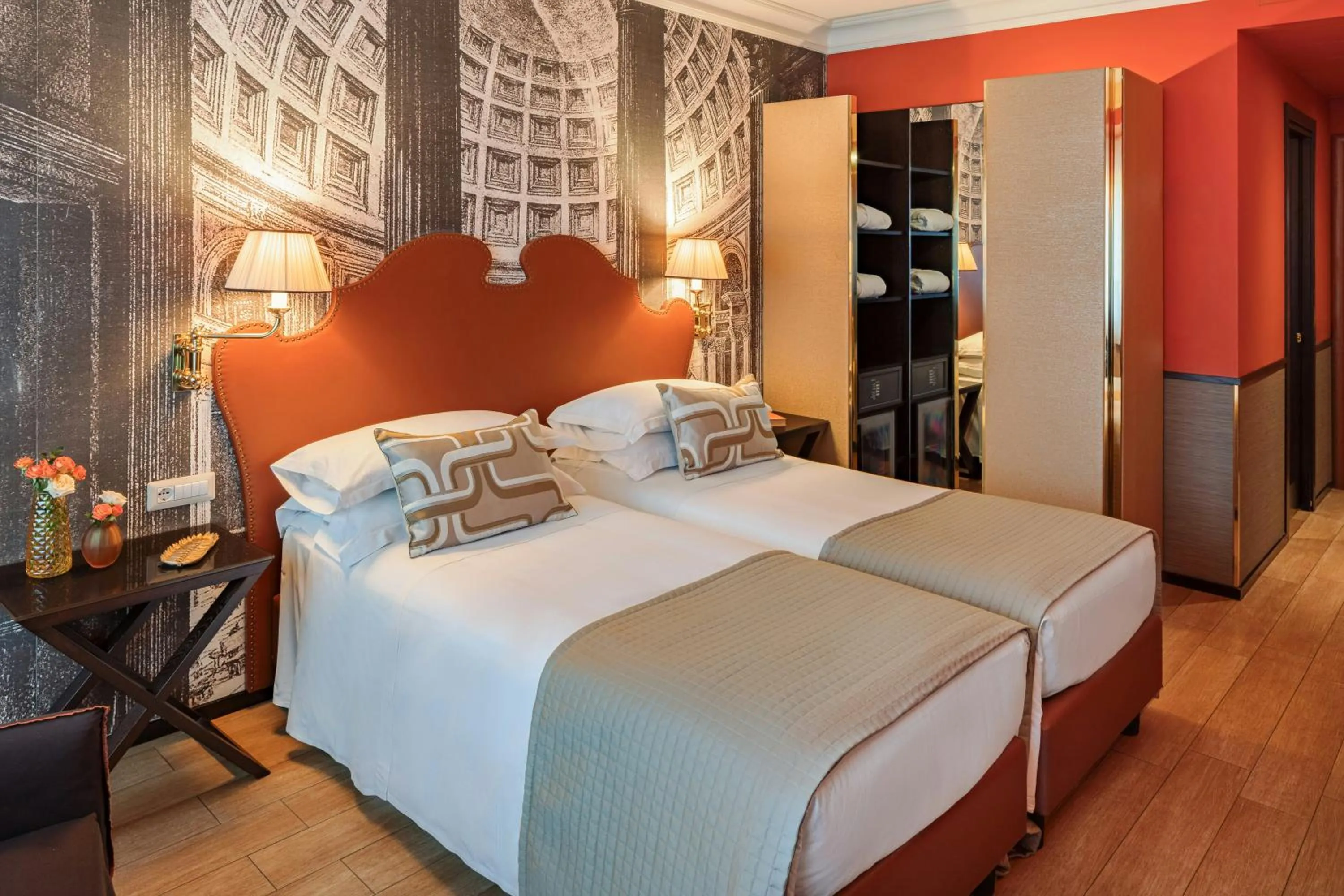 Photo of the whole room, Bed in Starhotels Michelangelo Rome