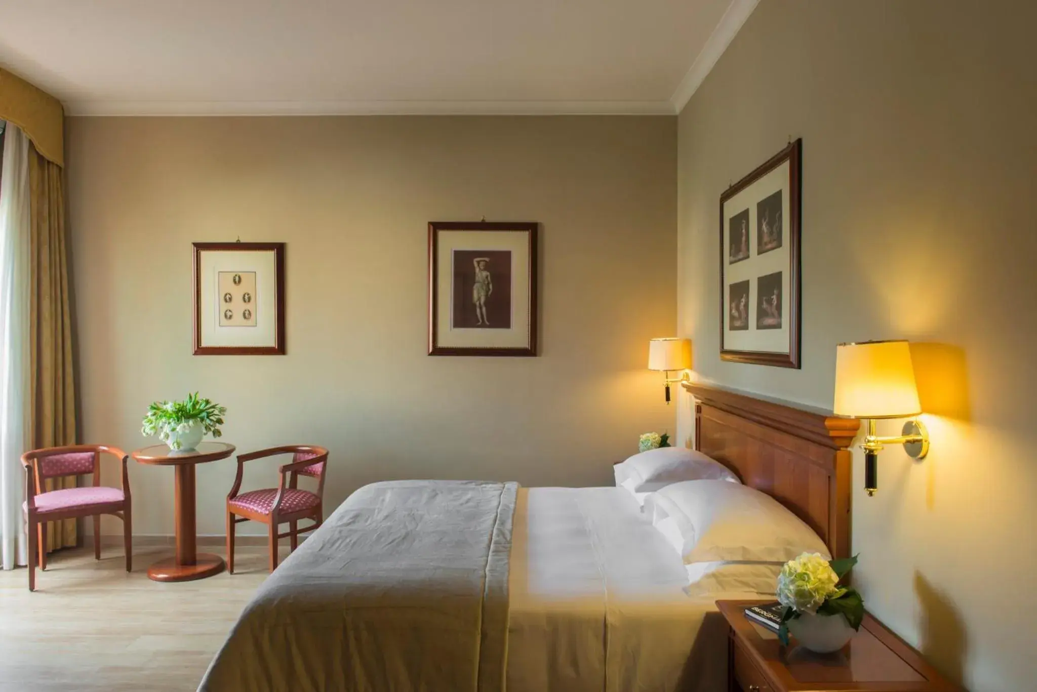 Junior Suite in Starhotels Michelangelo Rome Junior Suite in Starhotels Michelangelo Rome