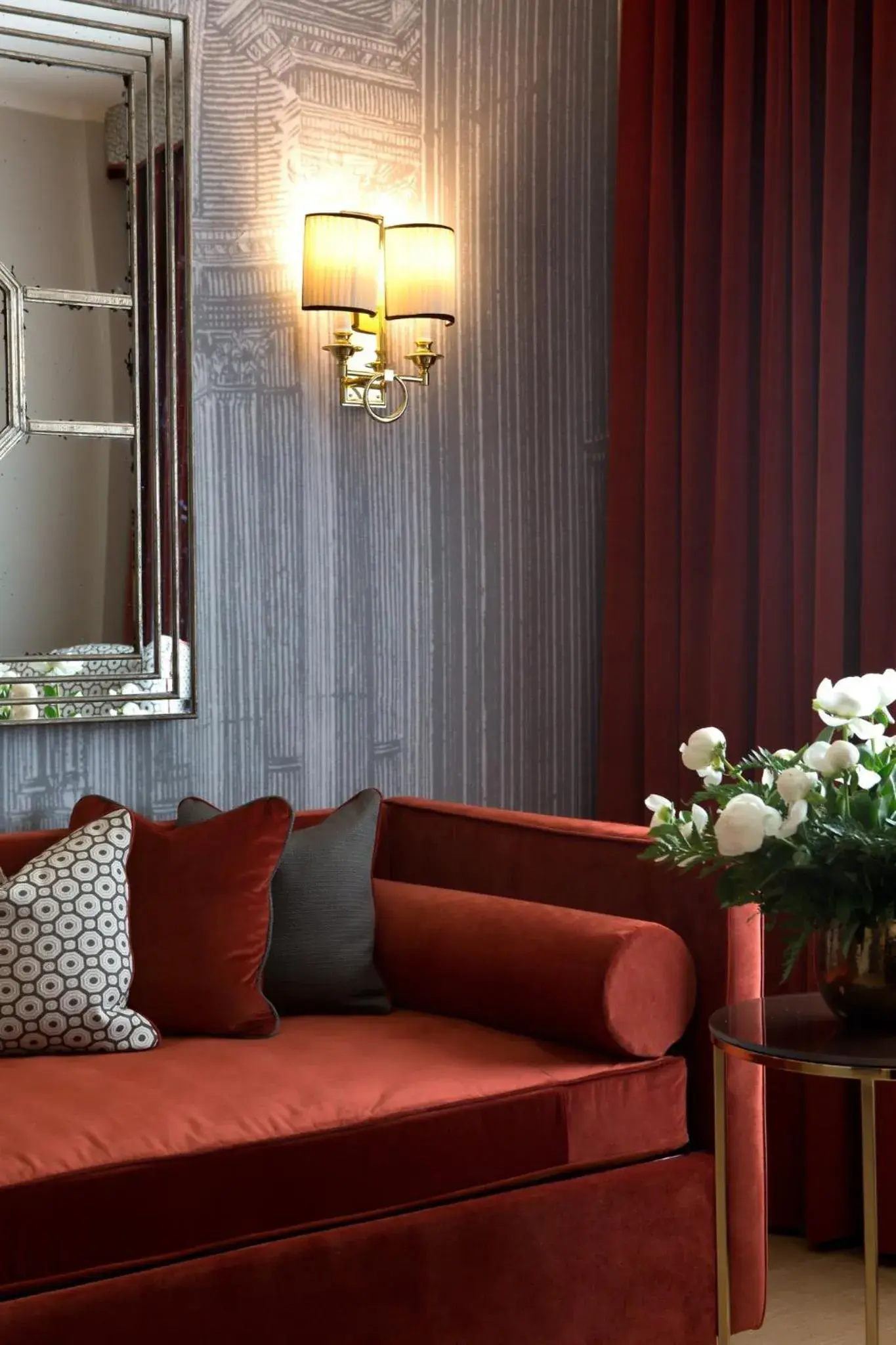 Suite in Starhotels Michelangelo Rome Suite in Starhotels Michelangelo Rome