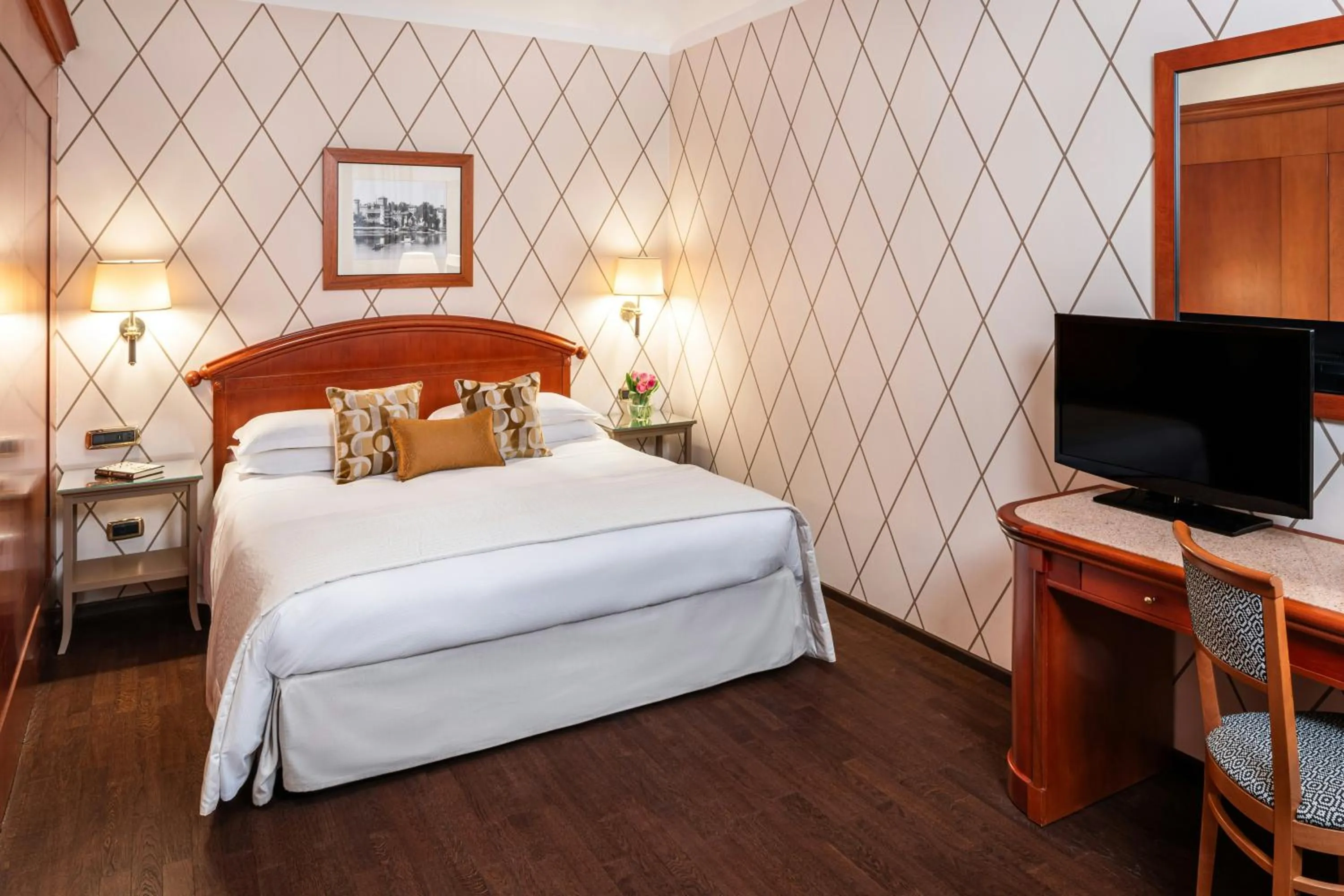 Photo of the whole room, Bed in Starhotels Majestic