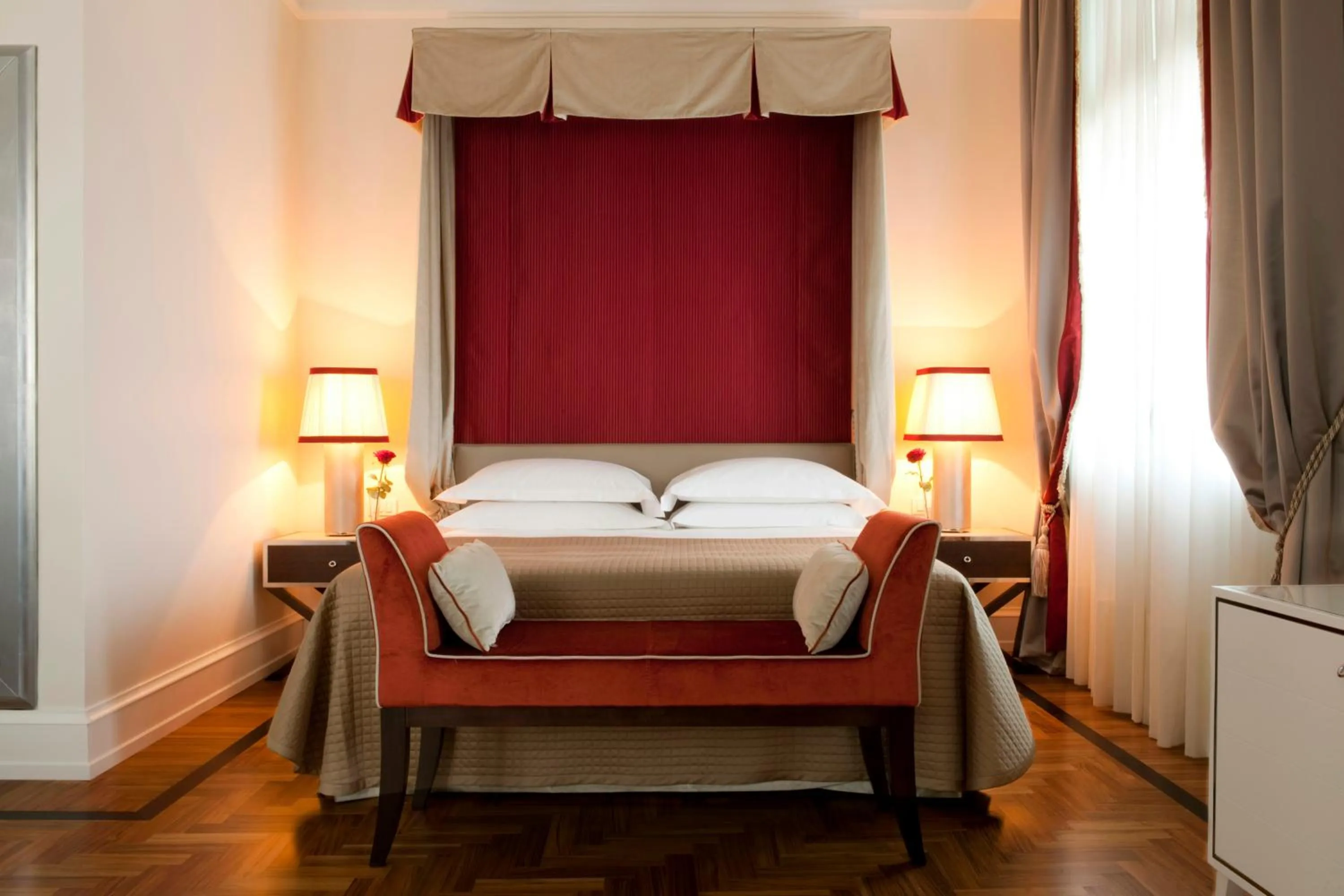 Photo of the whole room, Bed in Savoia Excelsior Palace Trieste - Starhotels Collezione
