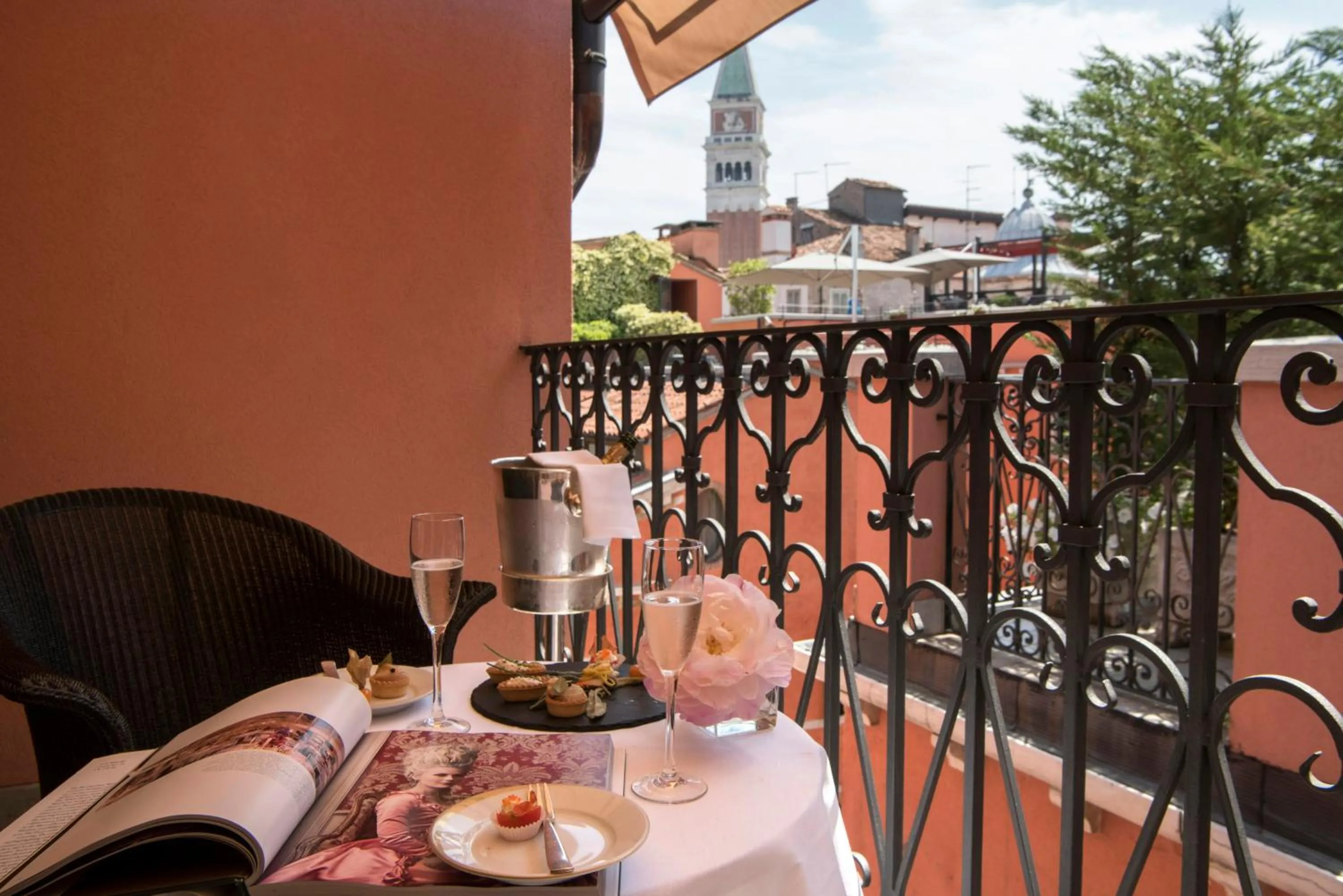 Photo of the whole room in Splendid Venice - Starhotels Collezione