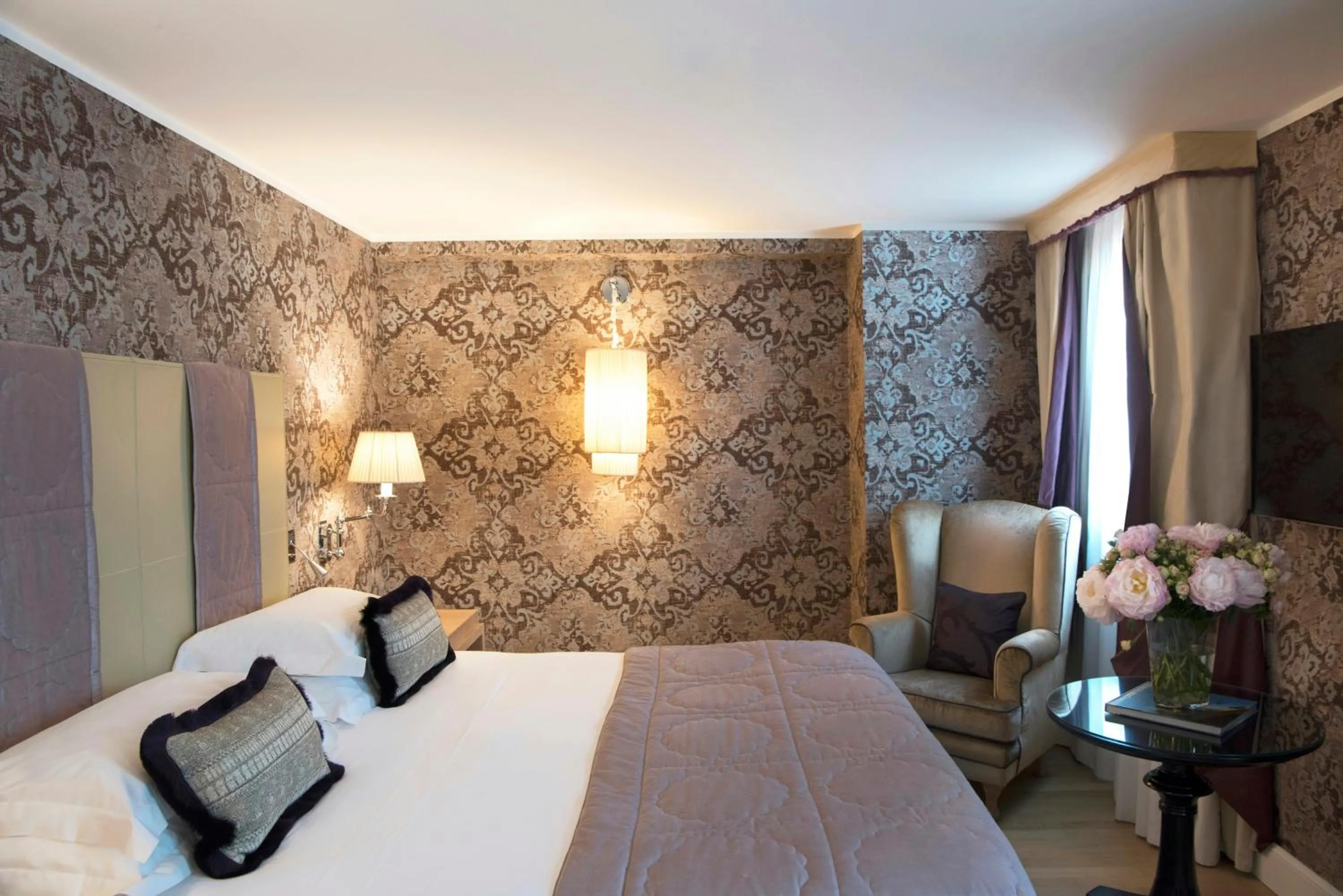 Photo of the whole room, Bed in Splendid Venice - Starhotels Collezione
