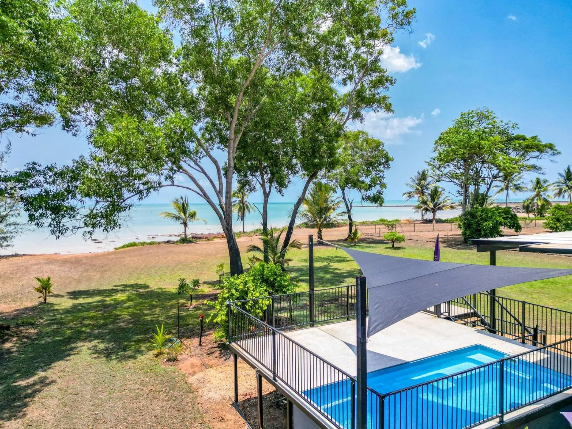 Pool view in Skippers at Dundee