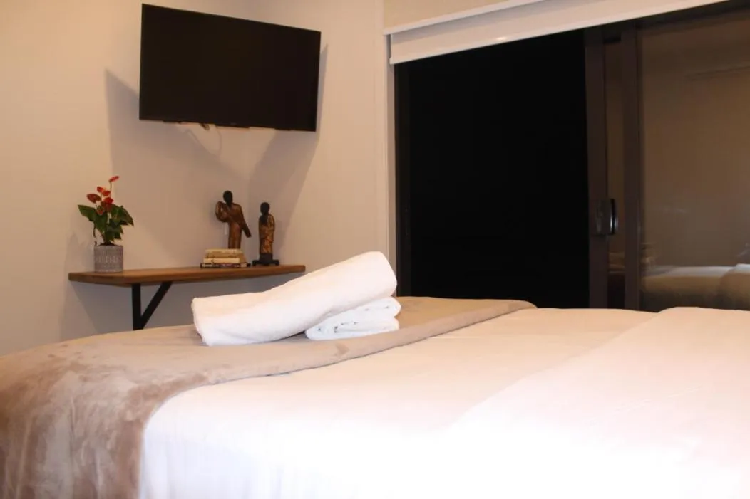 Bed in Waiheke Island Motel