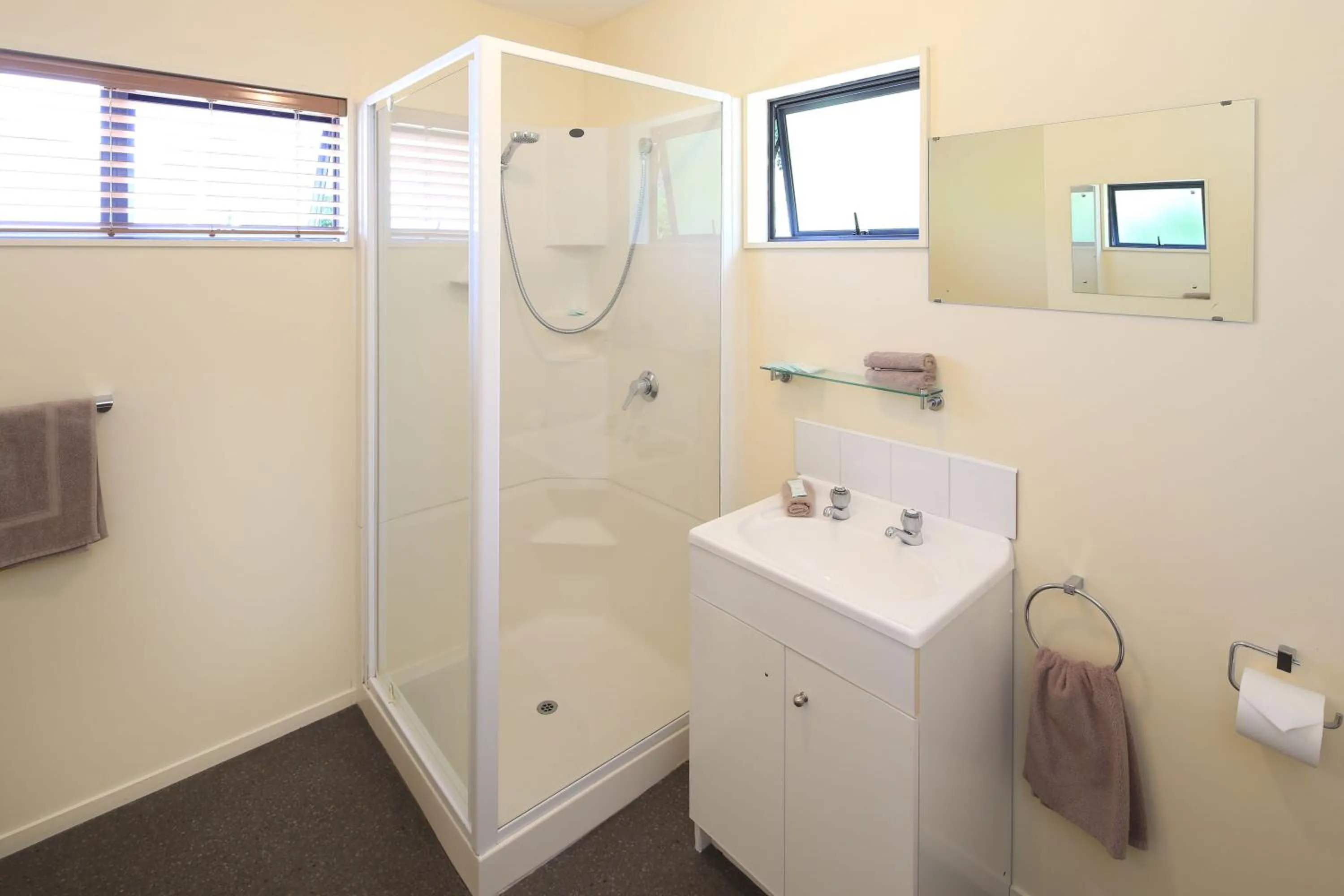 Bathroom in Waiheke Island Motel