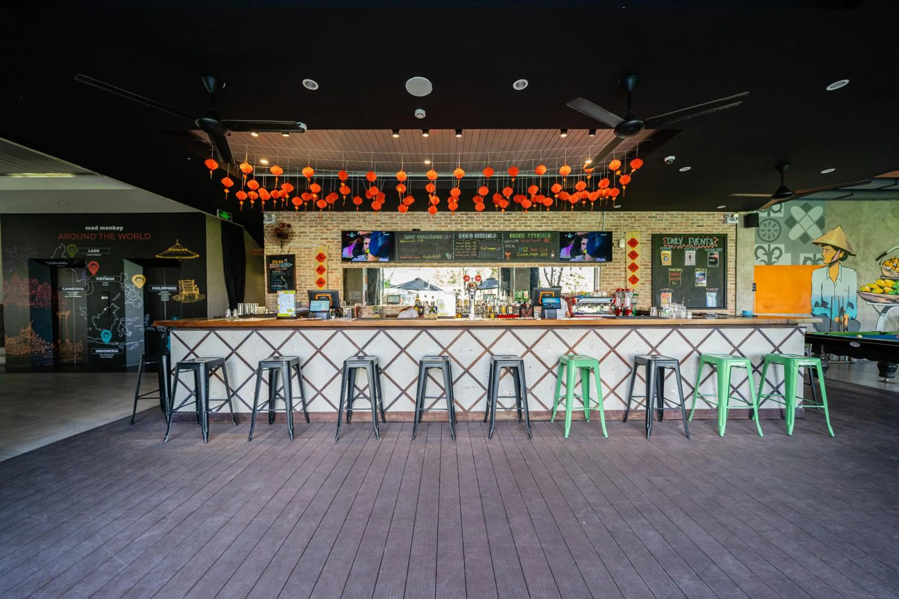 Lounge or bar in Mad Monkey Hoi An