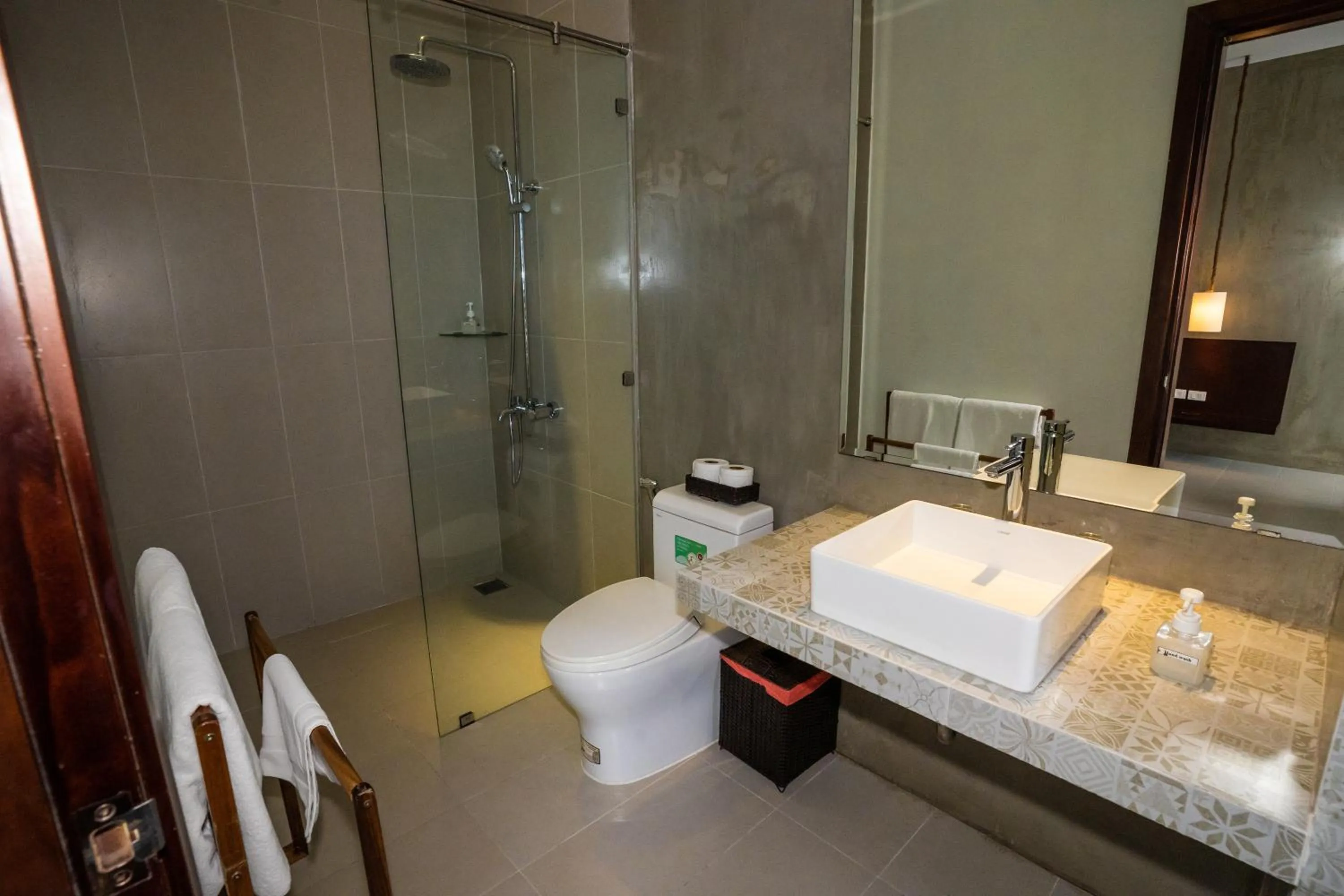 Bathroom in Mad Monkey Hoi An