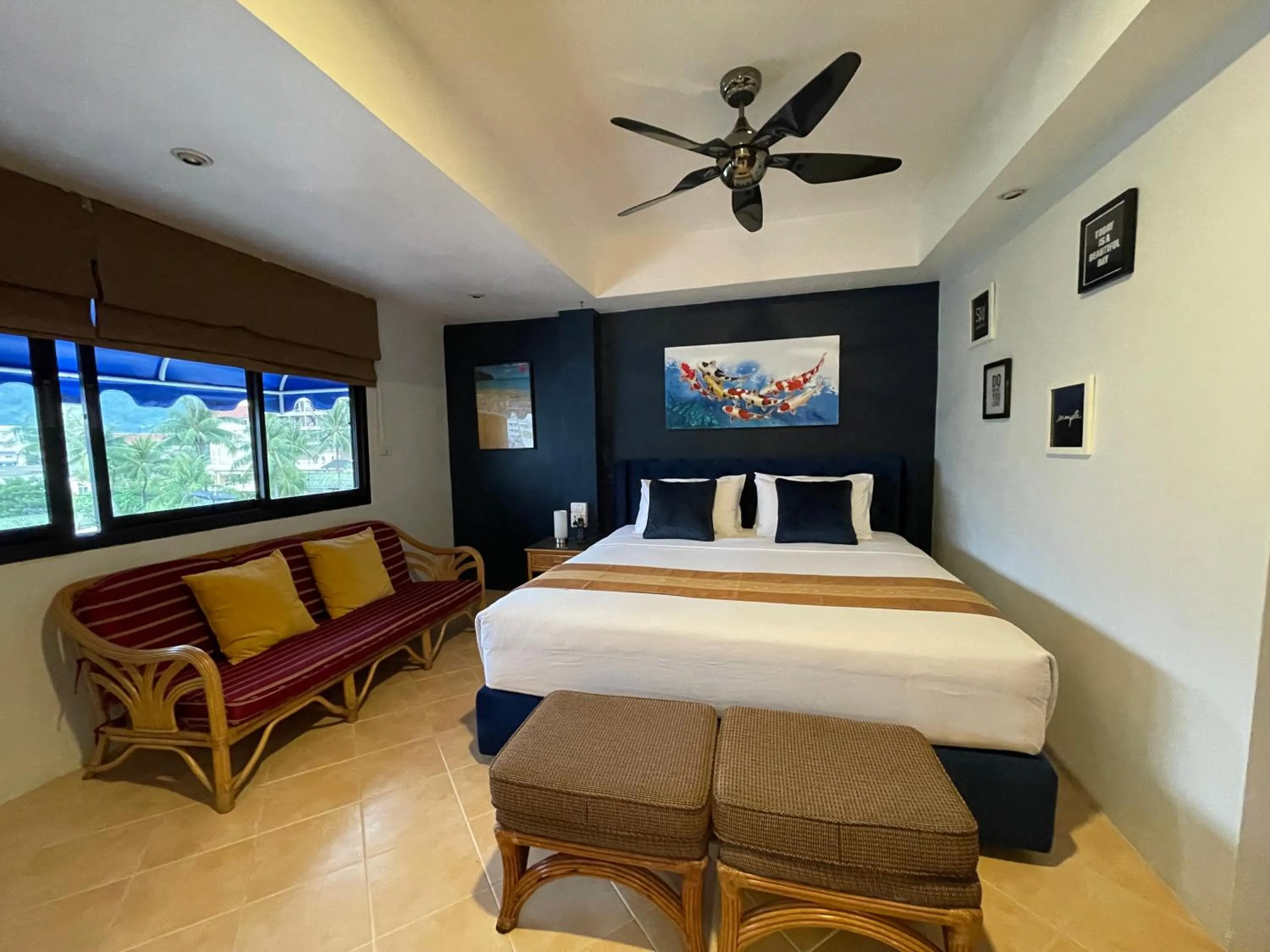 Bed in Summer Breeze Hotel