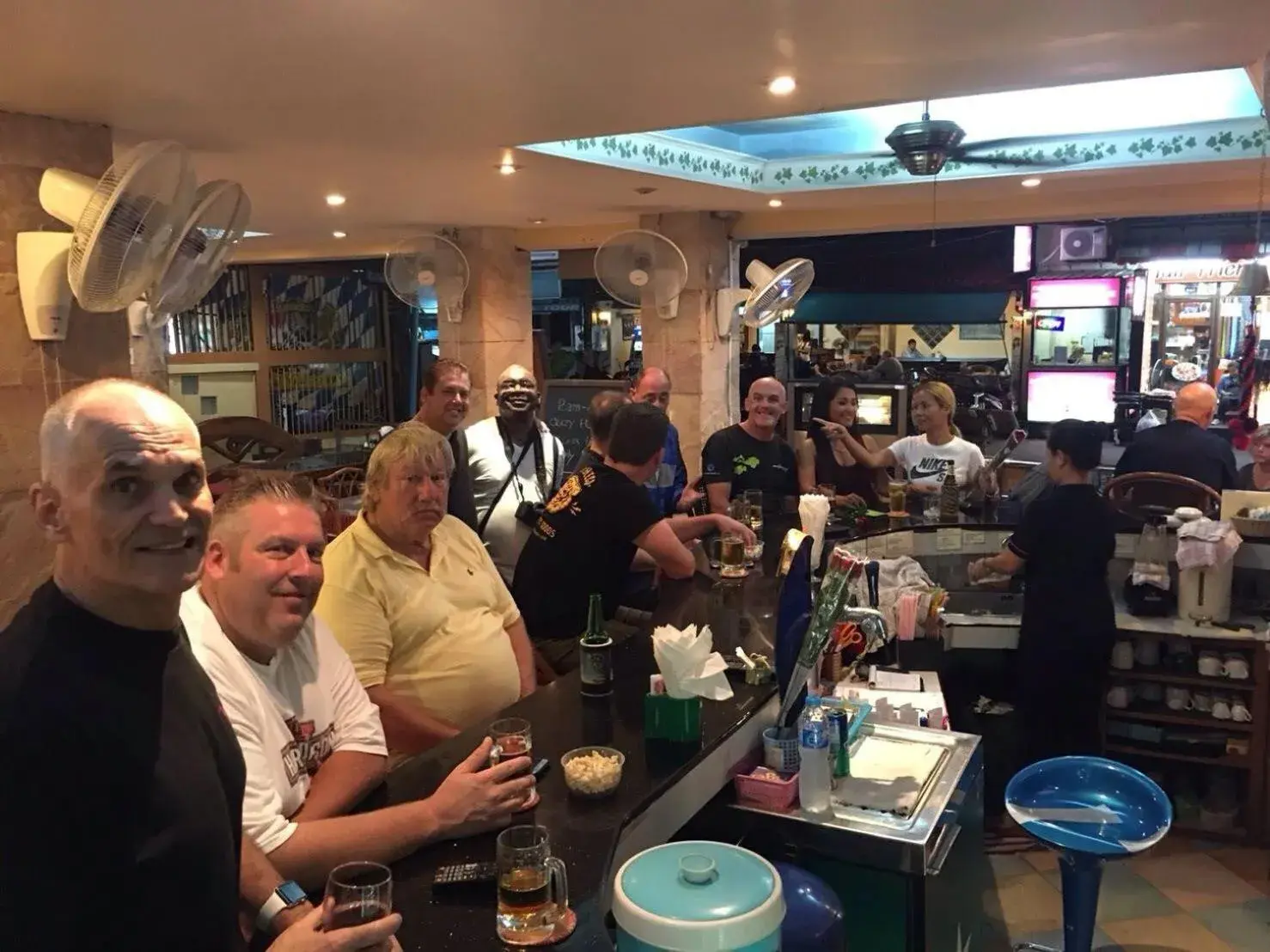 Lounge or bar in Summer Breeze Hotel Lounge or bar in Summer Breeze Hotel