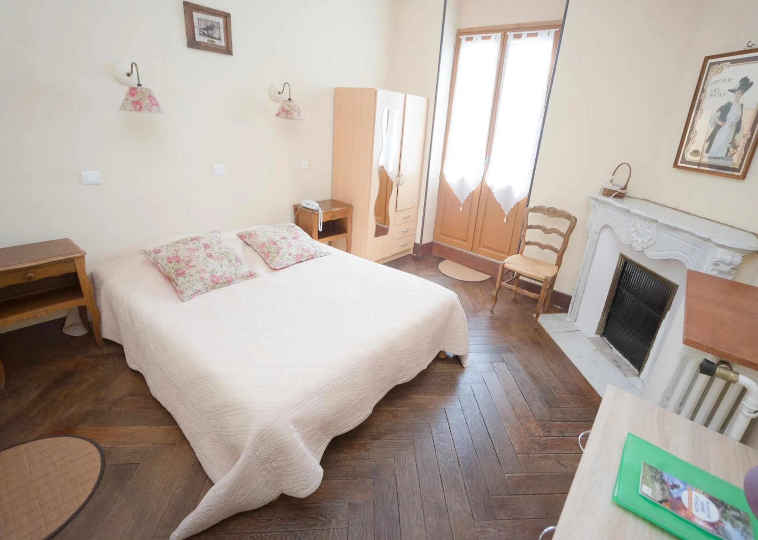 Bed in Le Vieux Tilleul