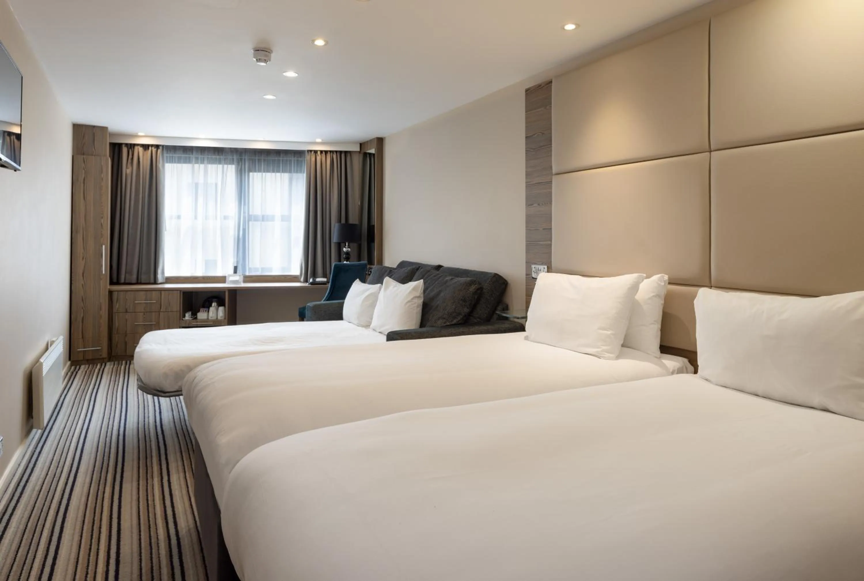 Bedroom, Bed in Holiday Inn York City Centre by IHG