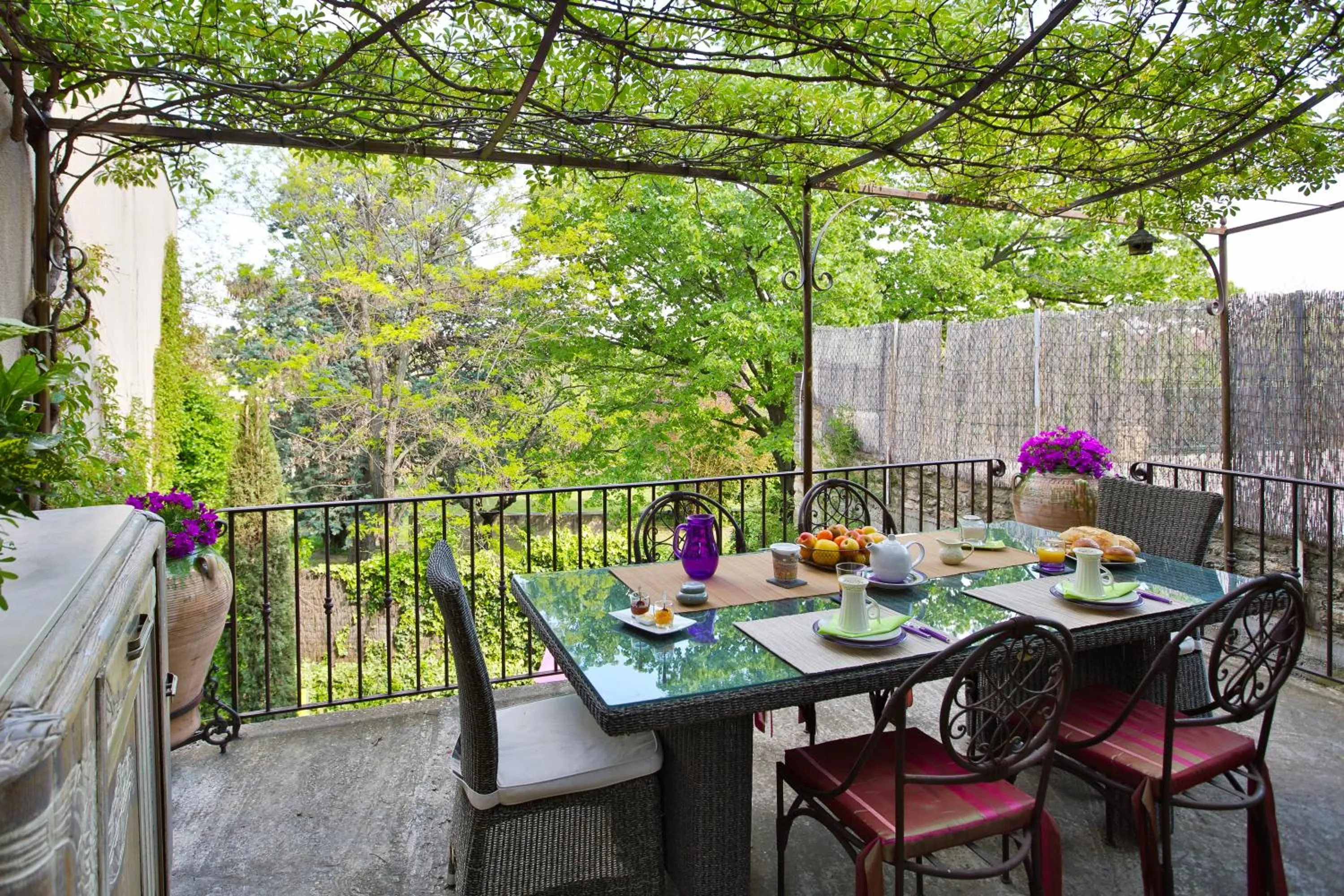 Garden view in La Pergola