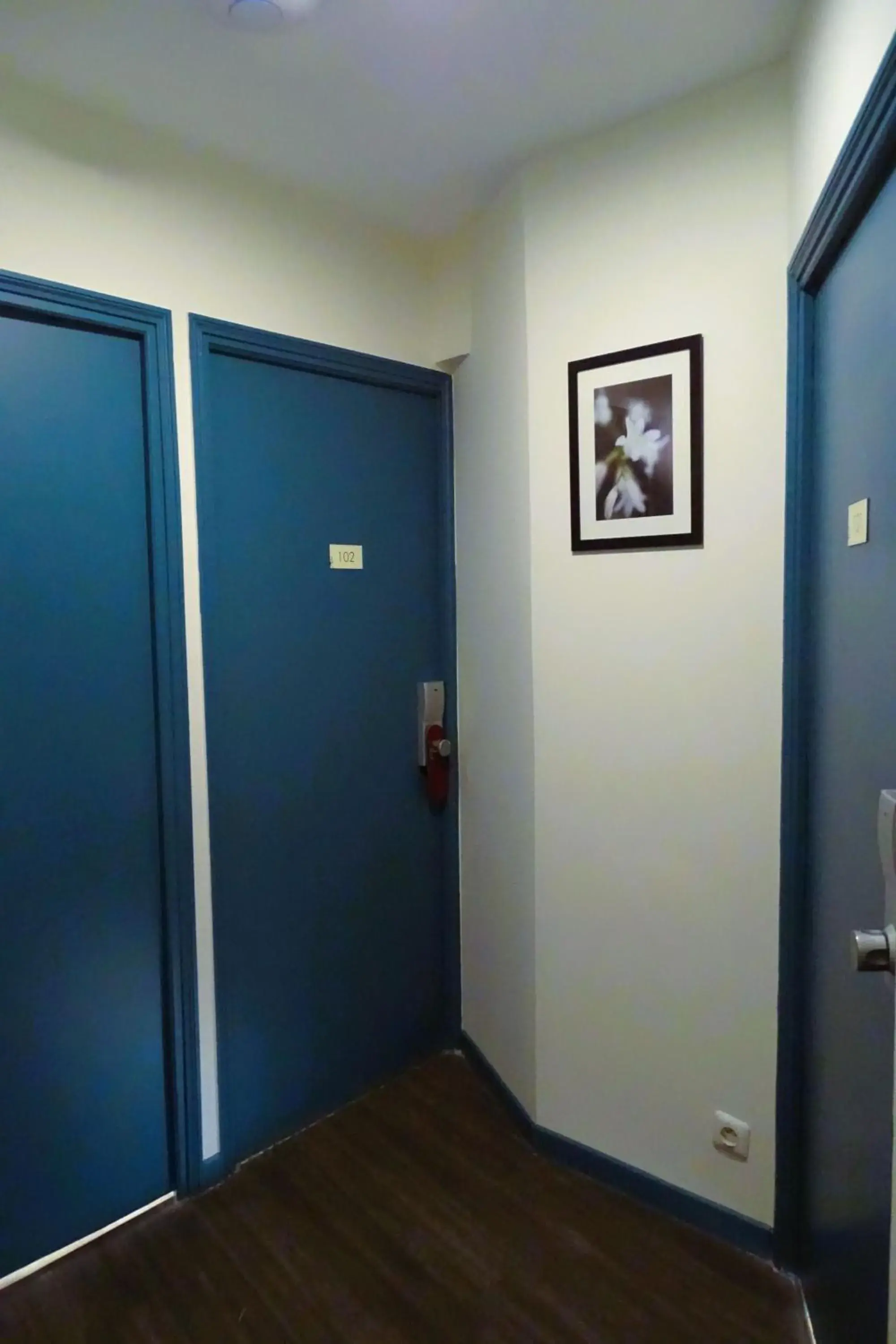 Property building in Hipotel Paris Voltaire Bastille Property building in Hipotel Paris Voltaire Bastille