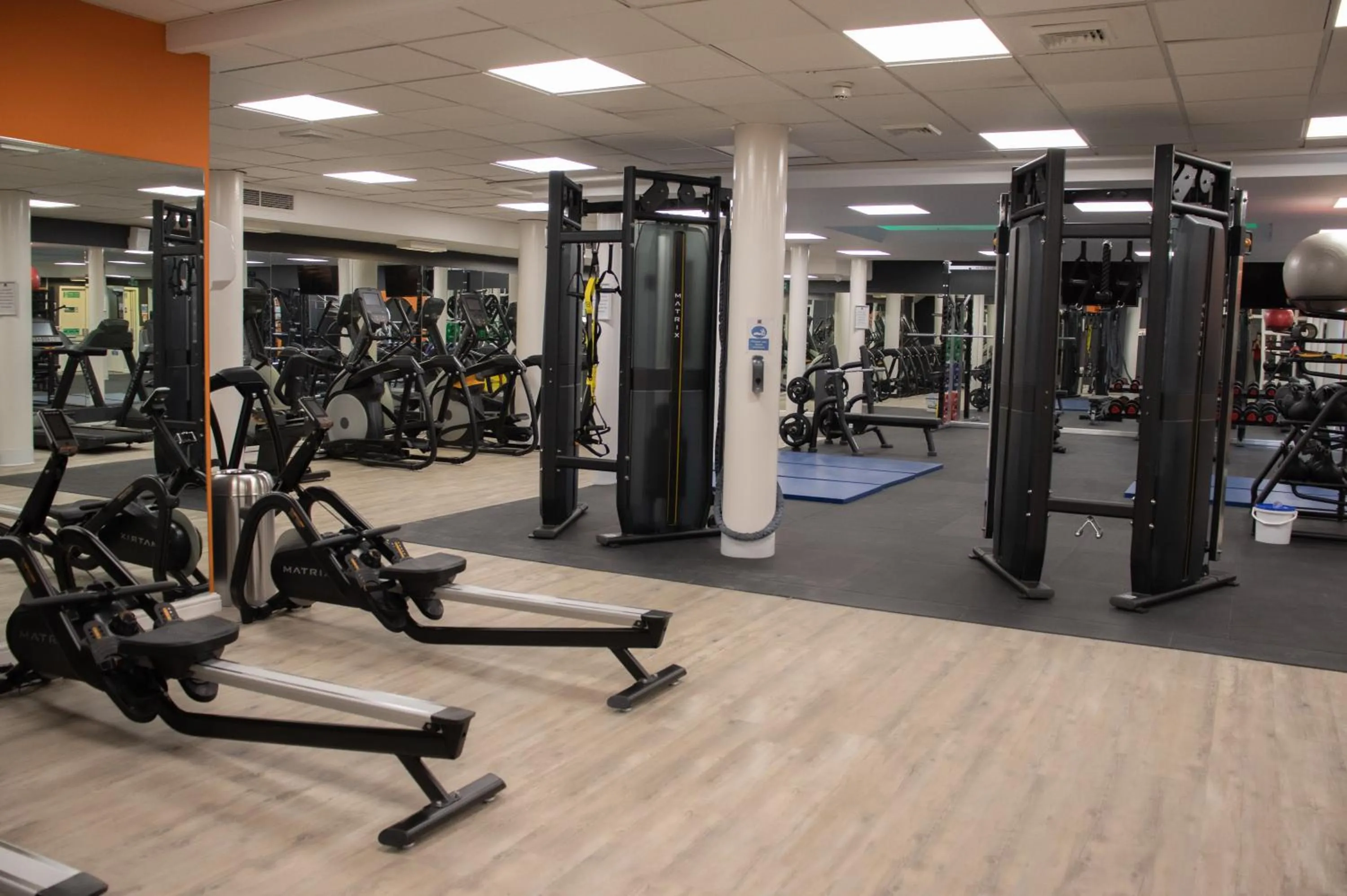 Fitness centre/facilities in Manor Of Groves Hotel, Golf & Health Club
