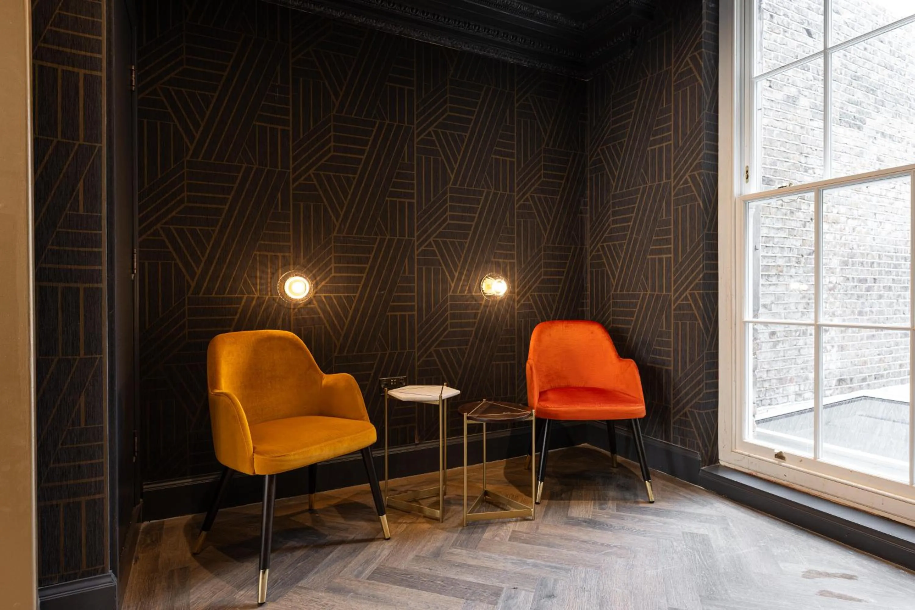 Lobby or reception in The House on Warwick