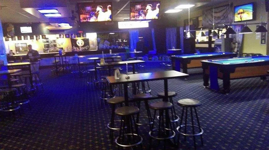 Billiard in Overlander Hotel