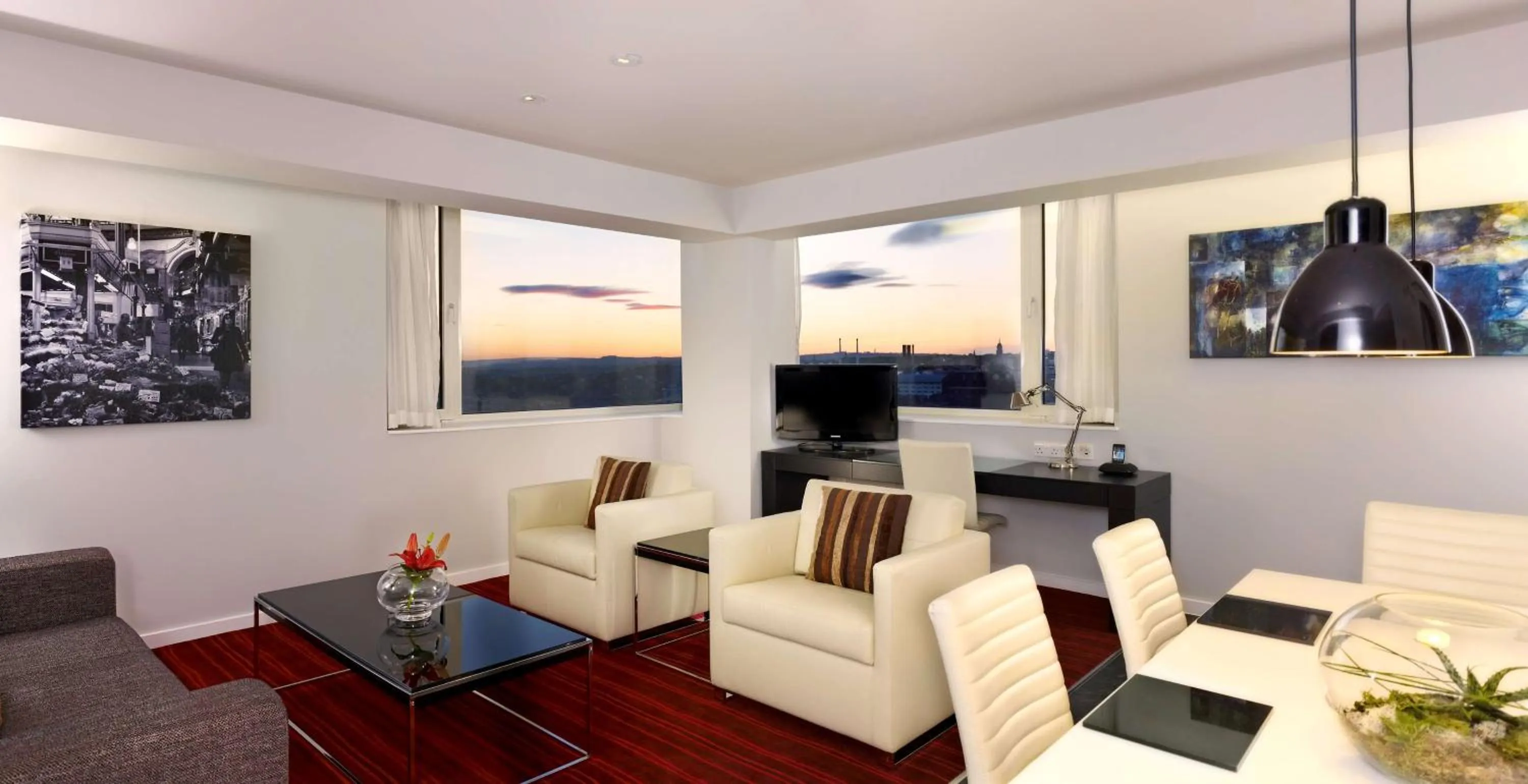 Bedroom in Park Plaza Leeds