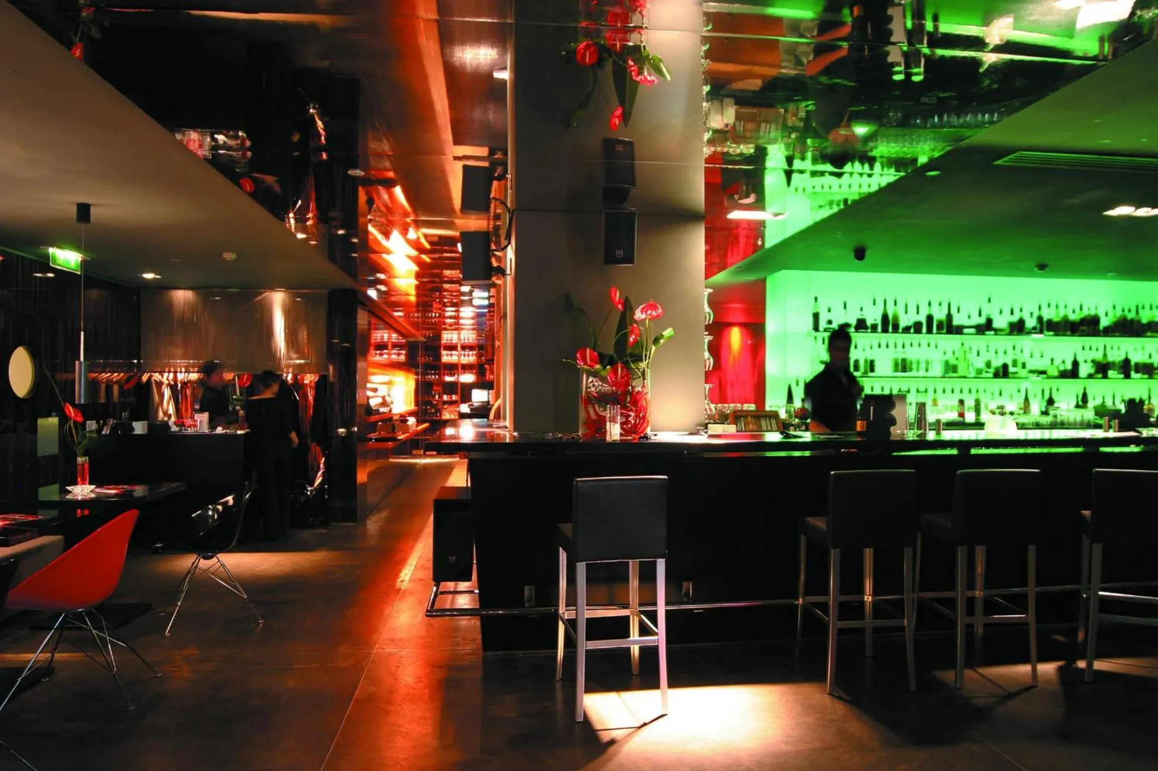 Lounge or bar in Park Plaza Leeds