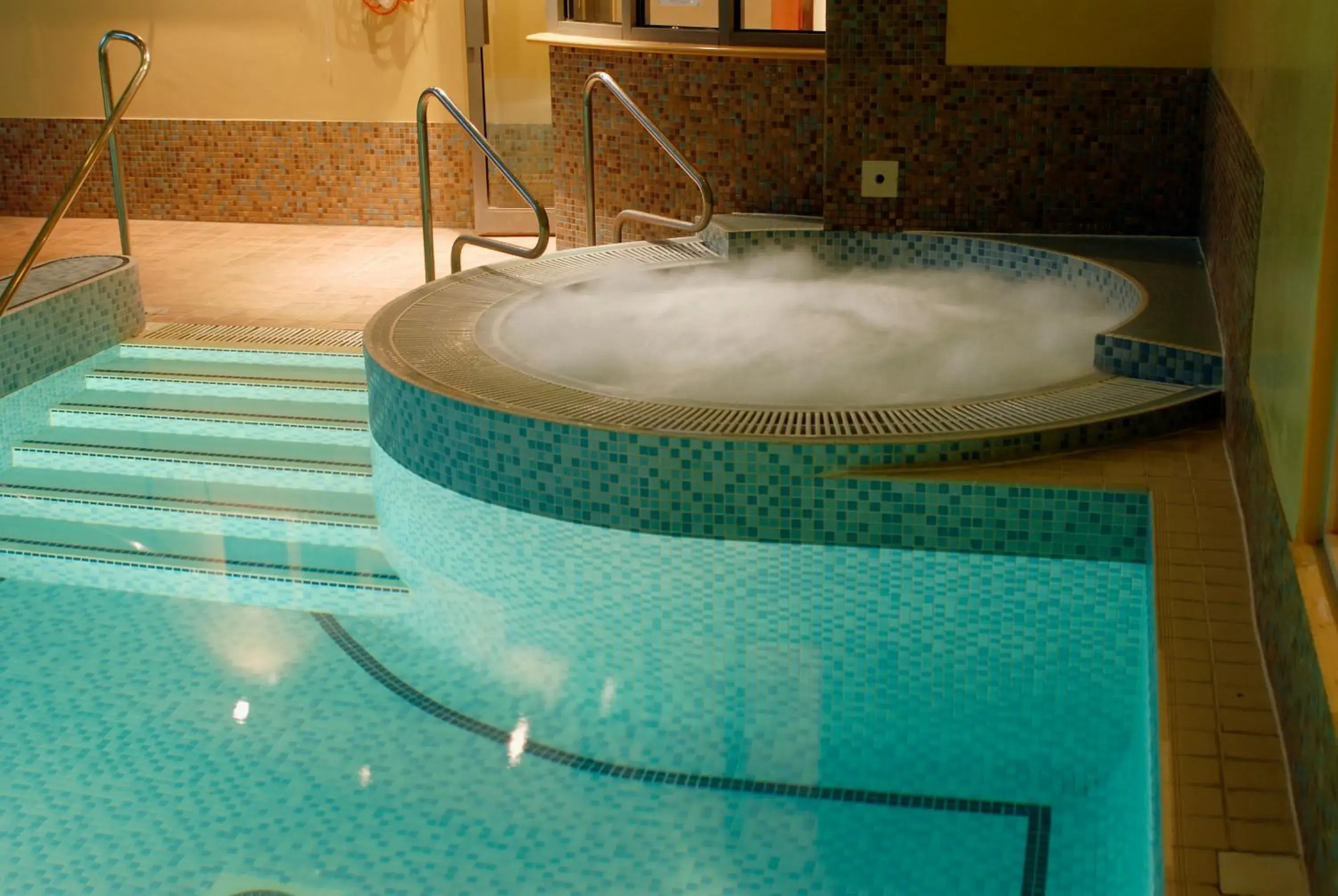 Swimming pool in Apollo Hotel Swimming pool in Apollo Hotel