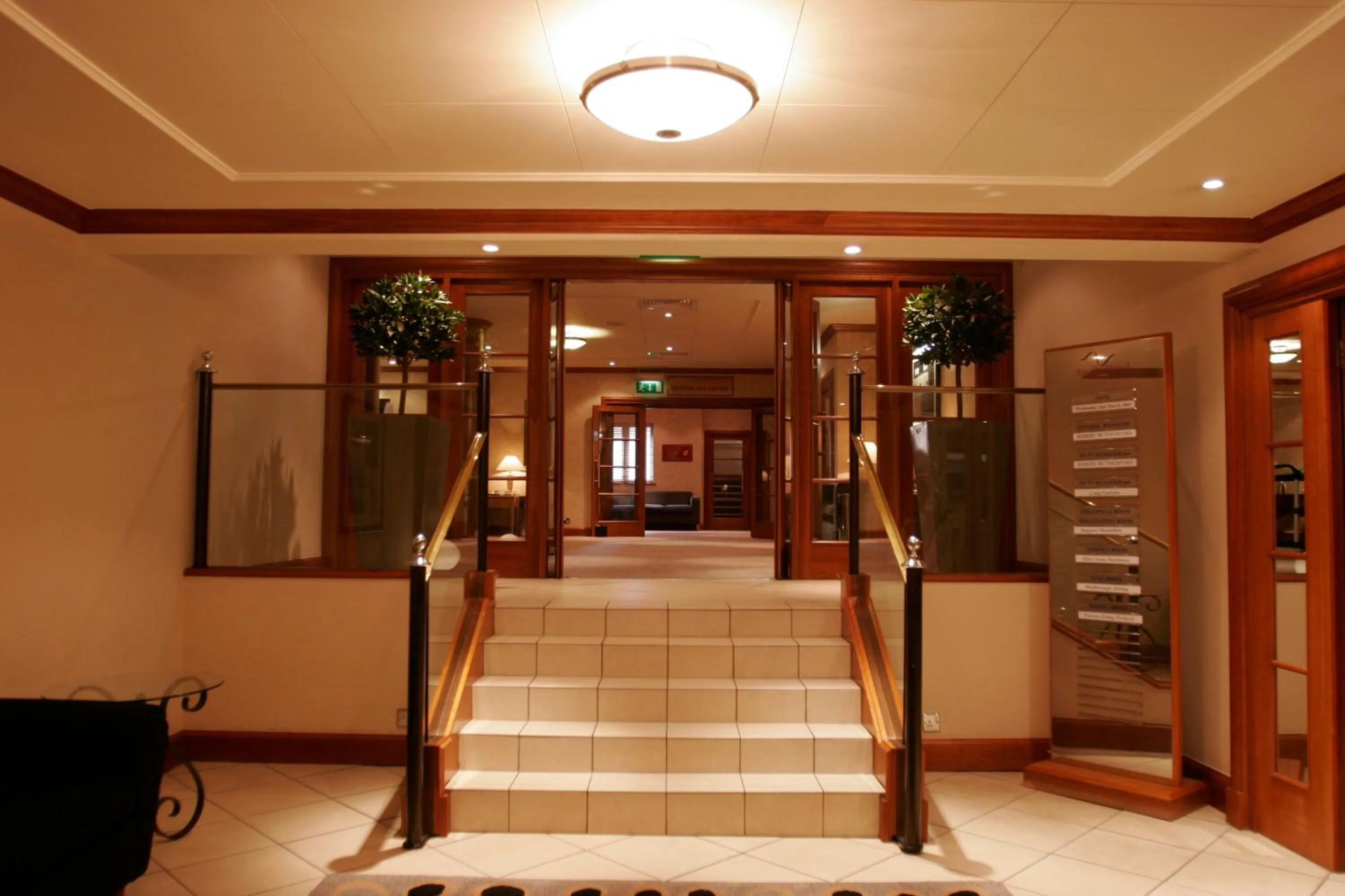 Business facilities in Apollo Hotel