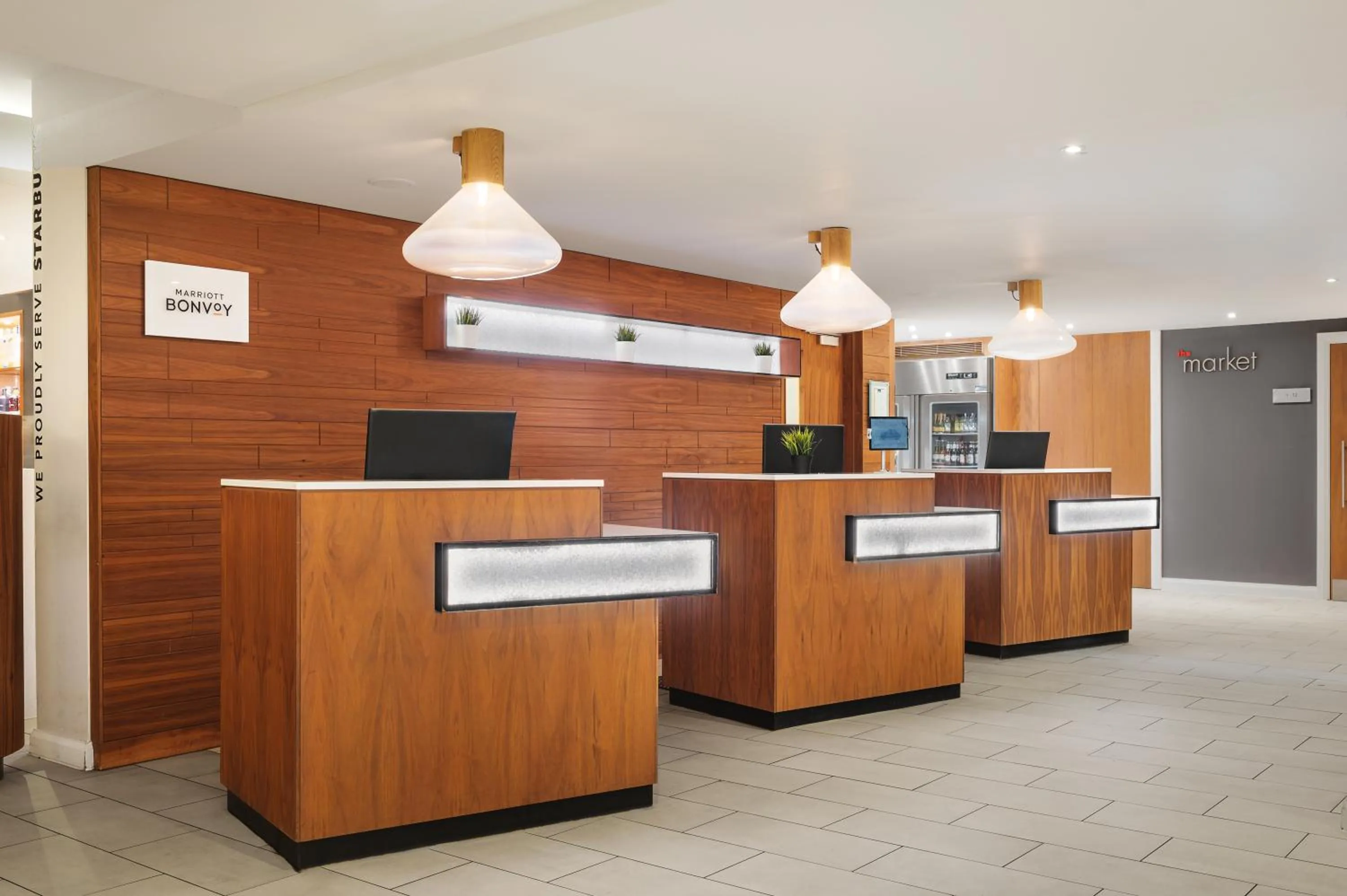 Lobby or reception in Courtyard by Marriott Glasgow Airport