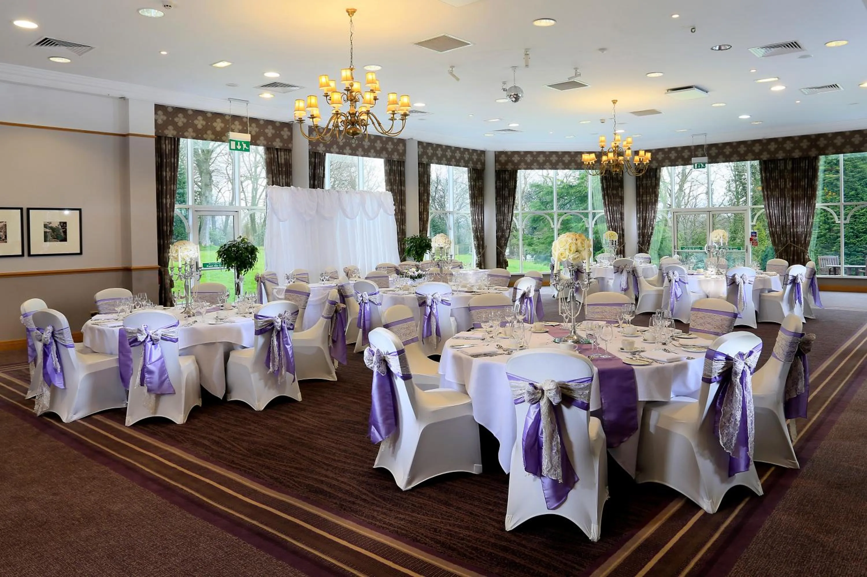 wedding in Macdonald Kilhey Court Hotel