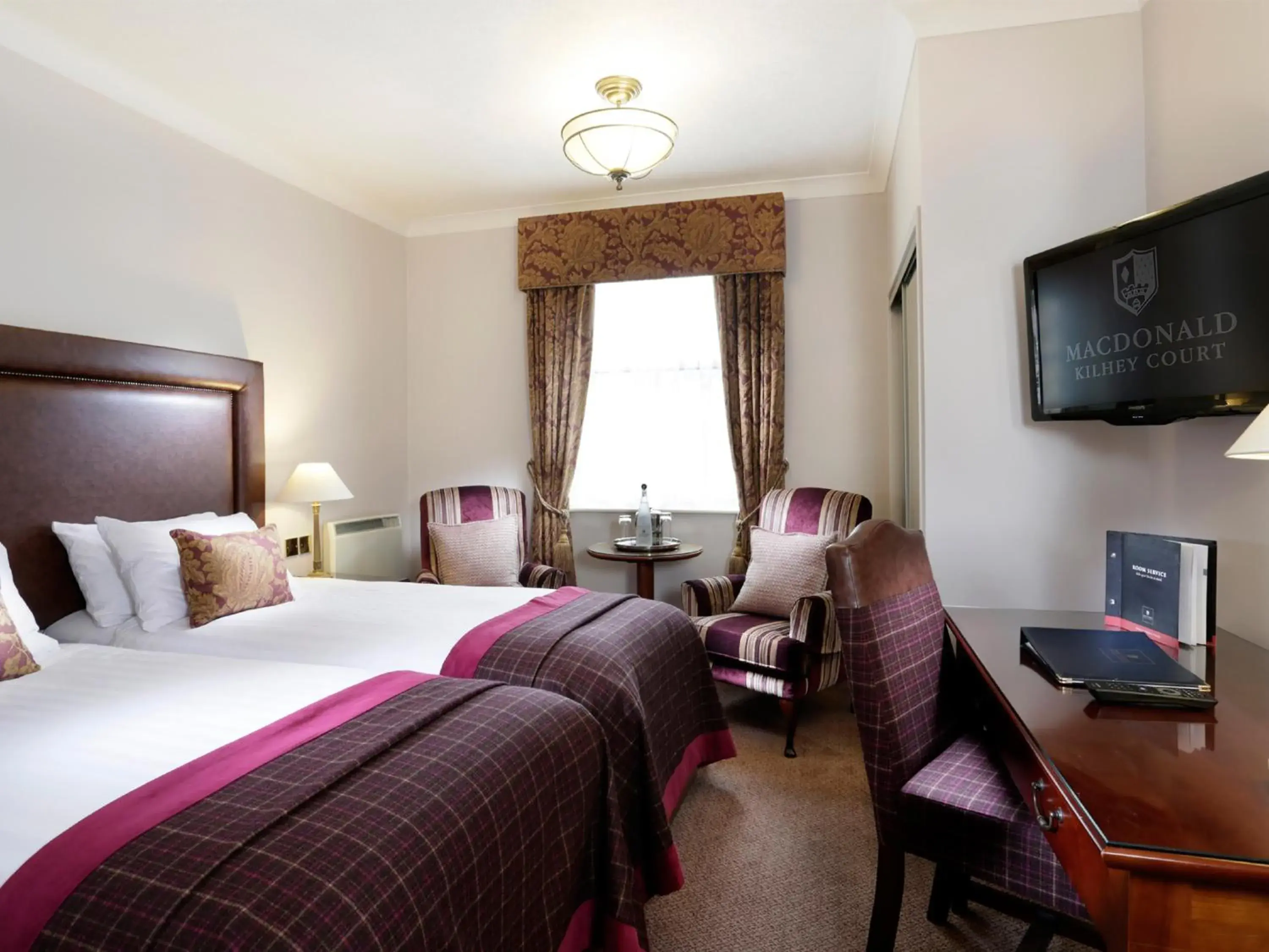 Classic Twin Room in Macdonald Kilhey Court Hotel Classic Twin Room in Macdonald Kilhey Court Hotel