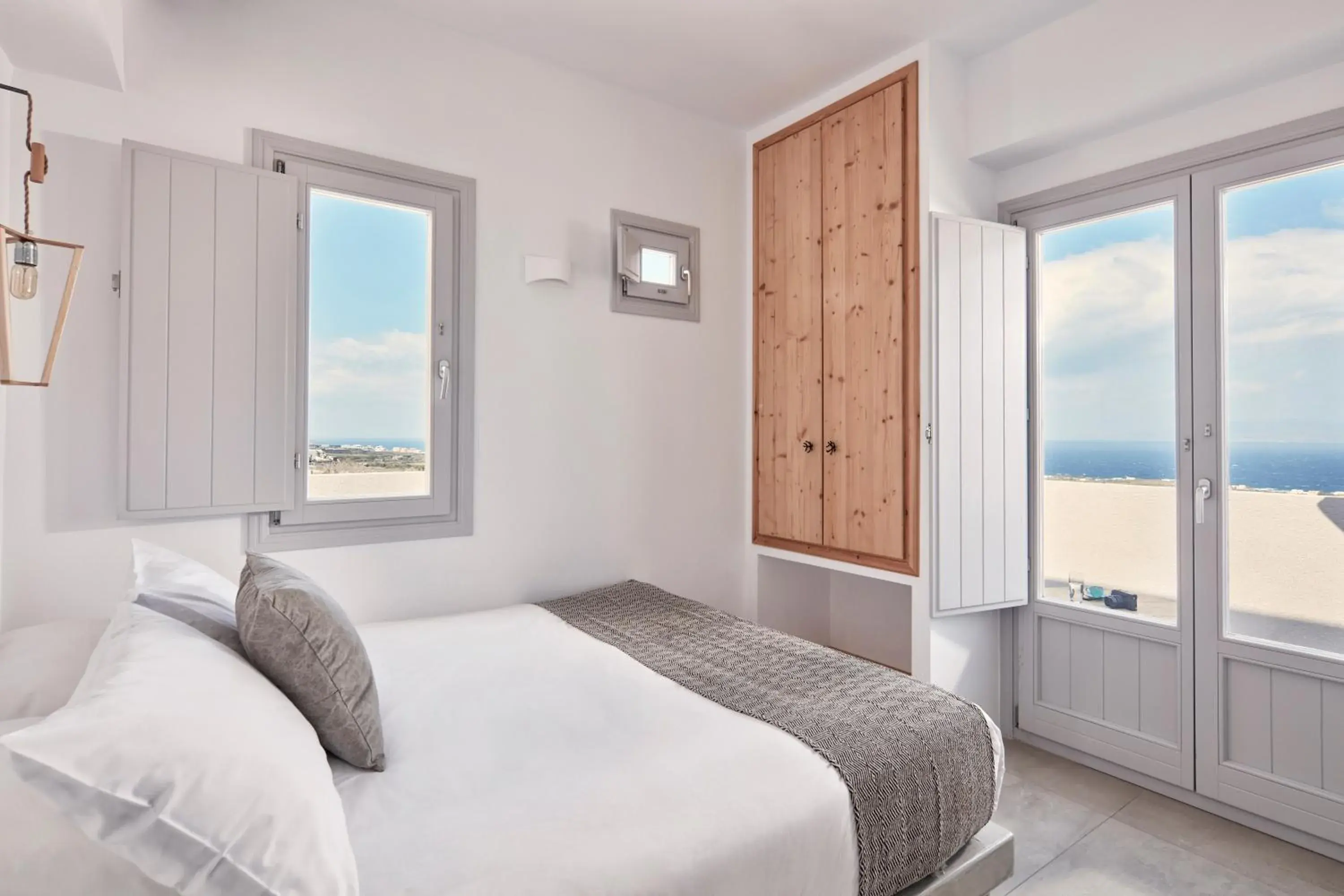 Bed in Elysian Santorini Bed in Elysian Santorini