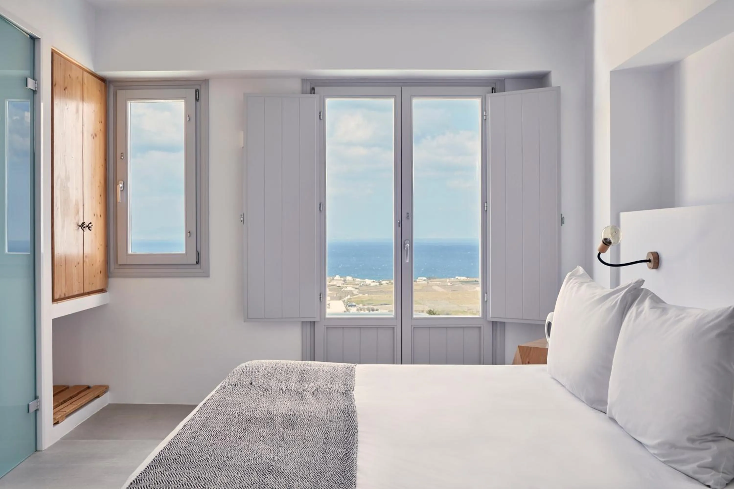 Bed in Elysian Santorini