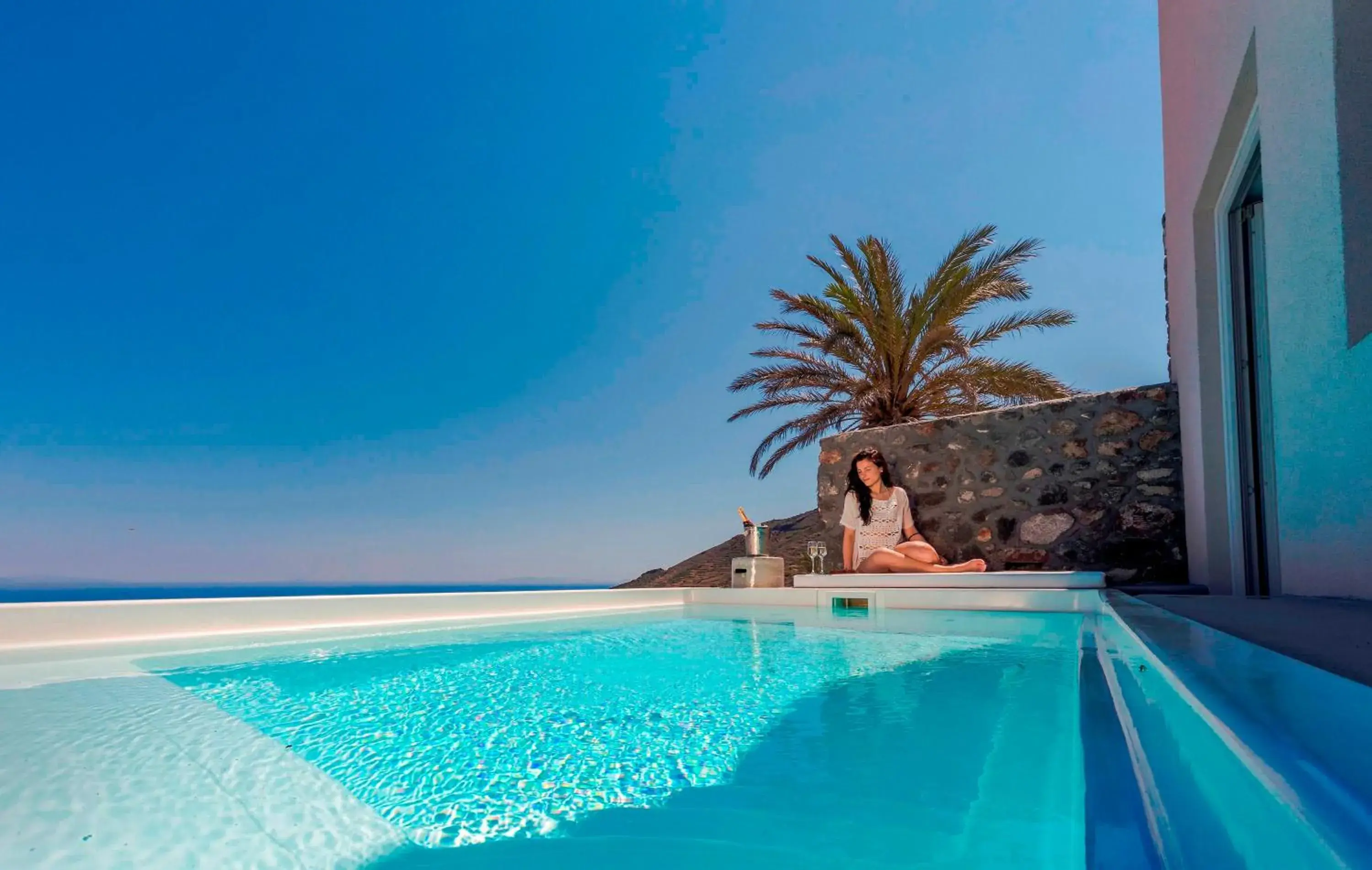 Swimming pool in Elysian Santorini Swimming pool in Elysian Santorini