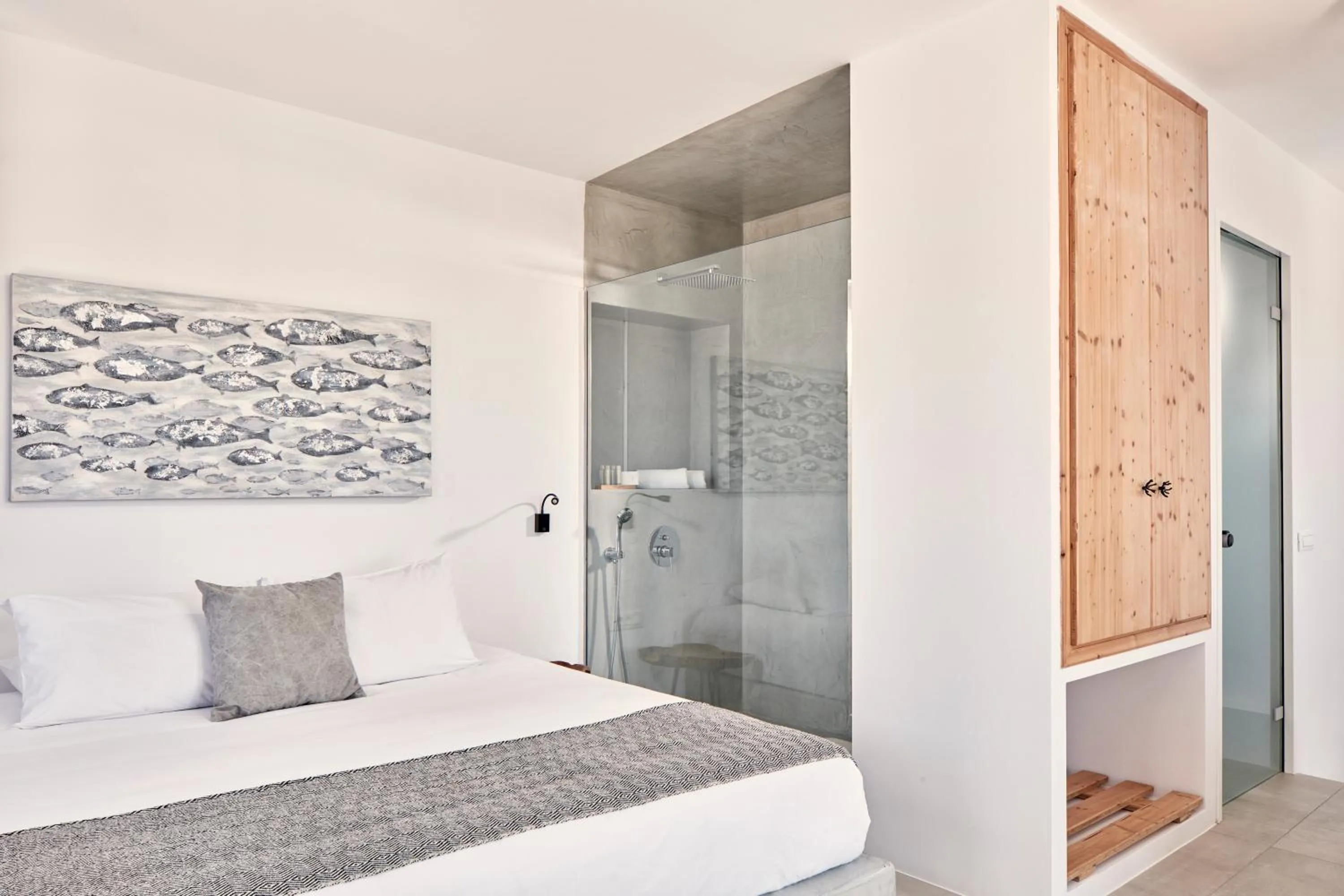 Shower, Bed in Elysian Santorini