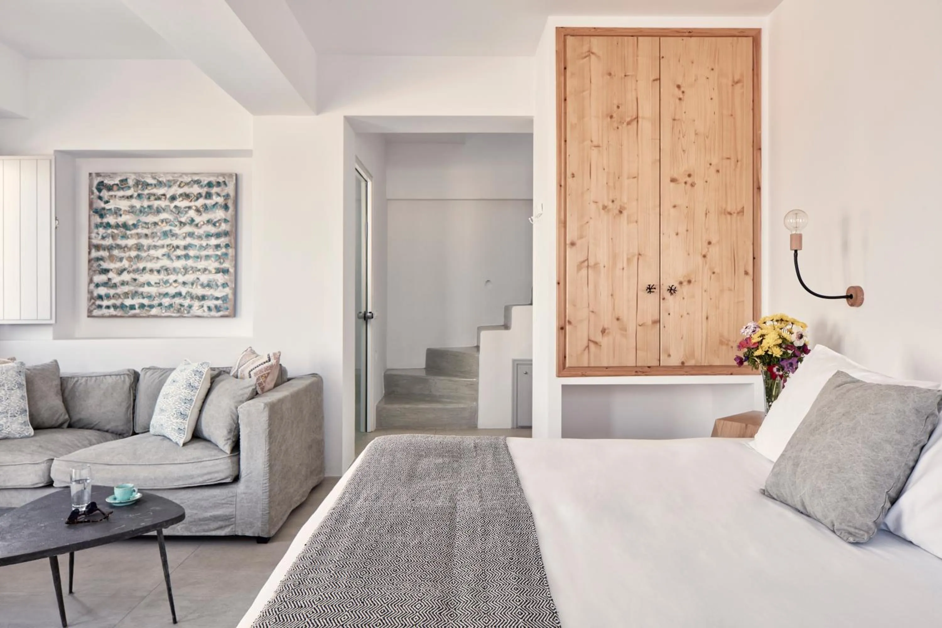 Living room, Bed in Elysian Santorini