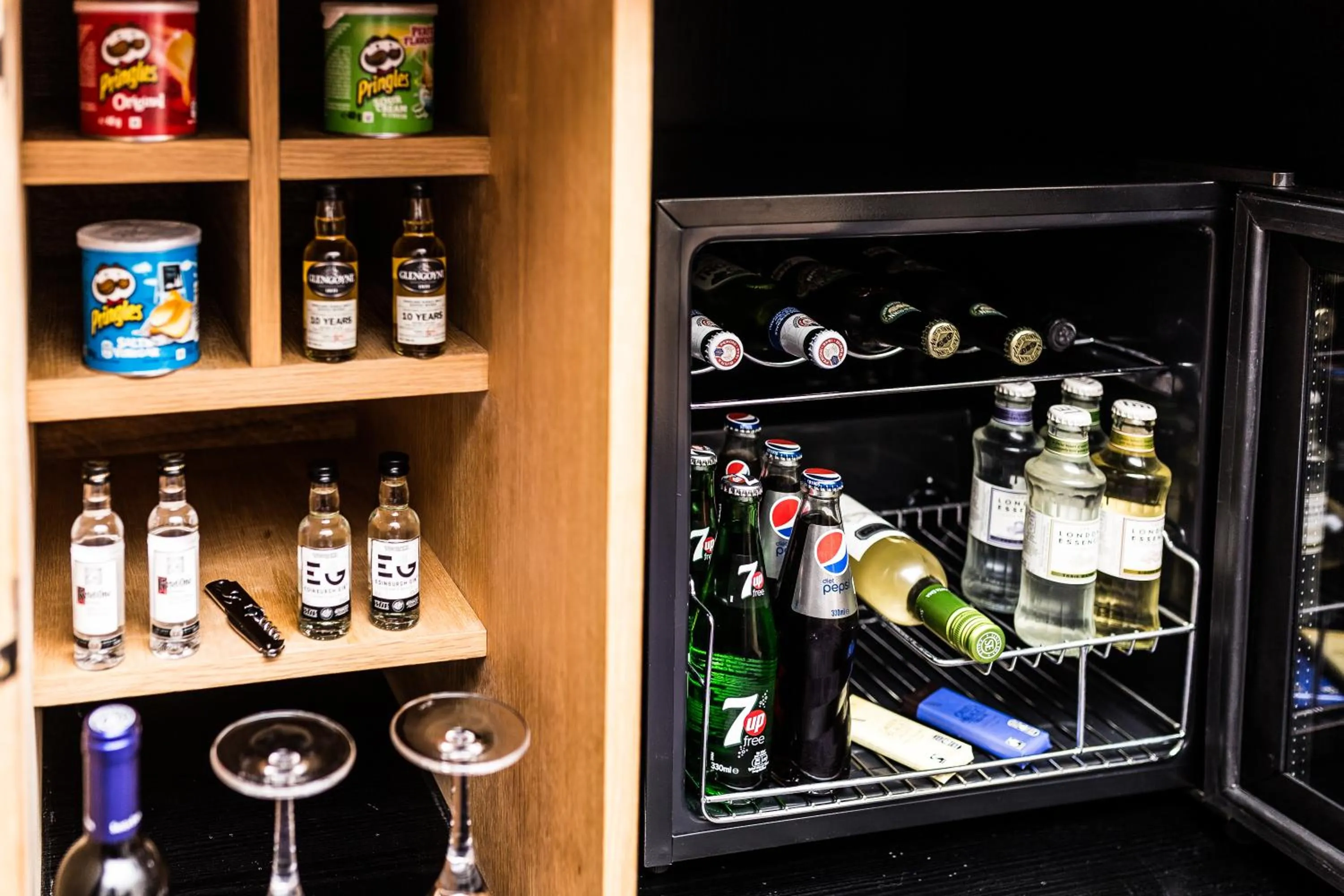 Food and drinks in The Scotsman Hotel