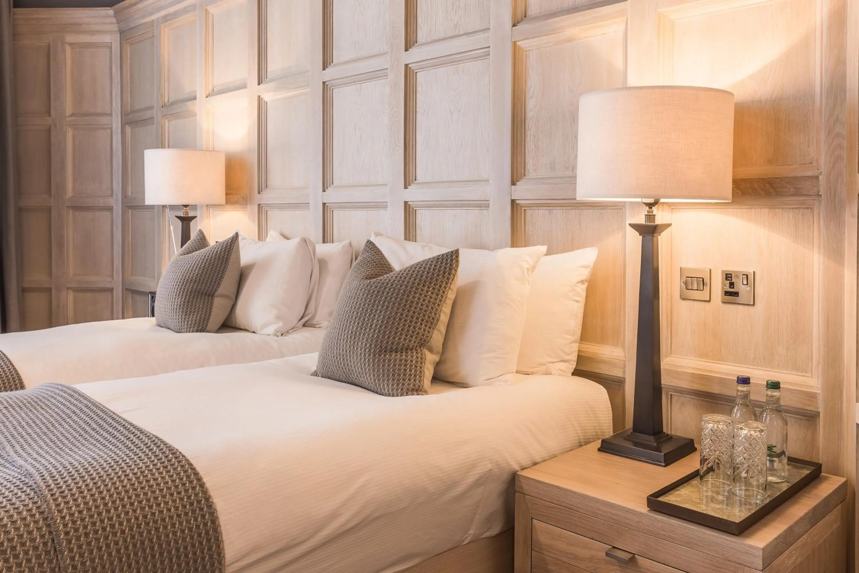 Bedroom, Bed in The Scotsman Hotel