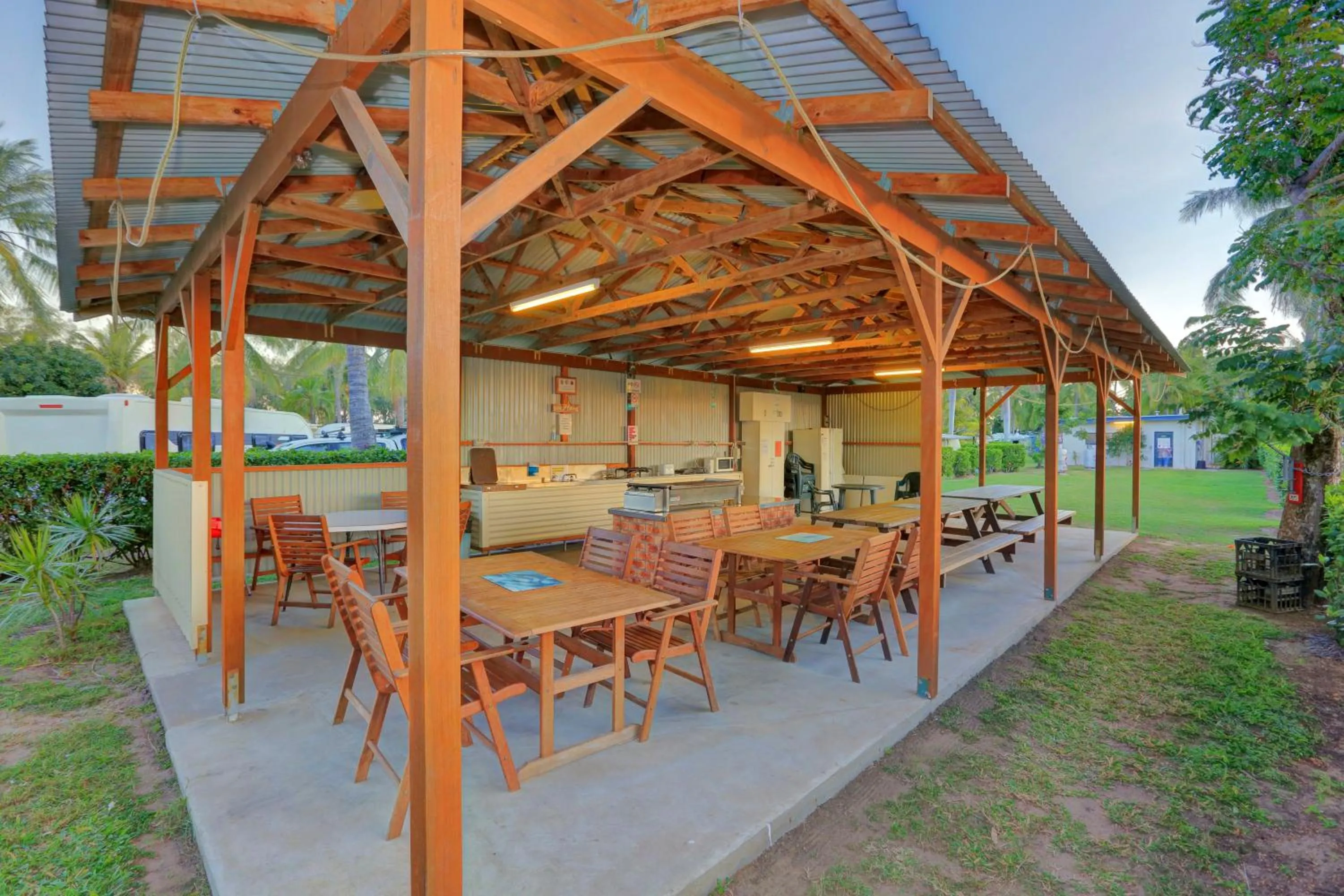 Property building in Alva Beach Tourist Park