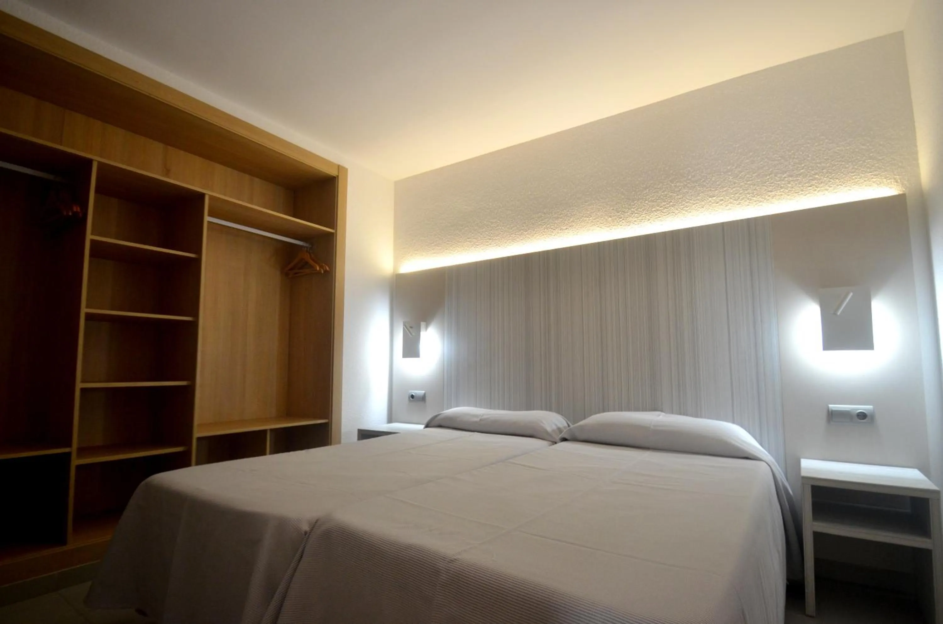 Bed in Apartamentos Jet - Adults Only