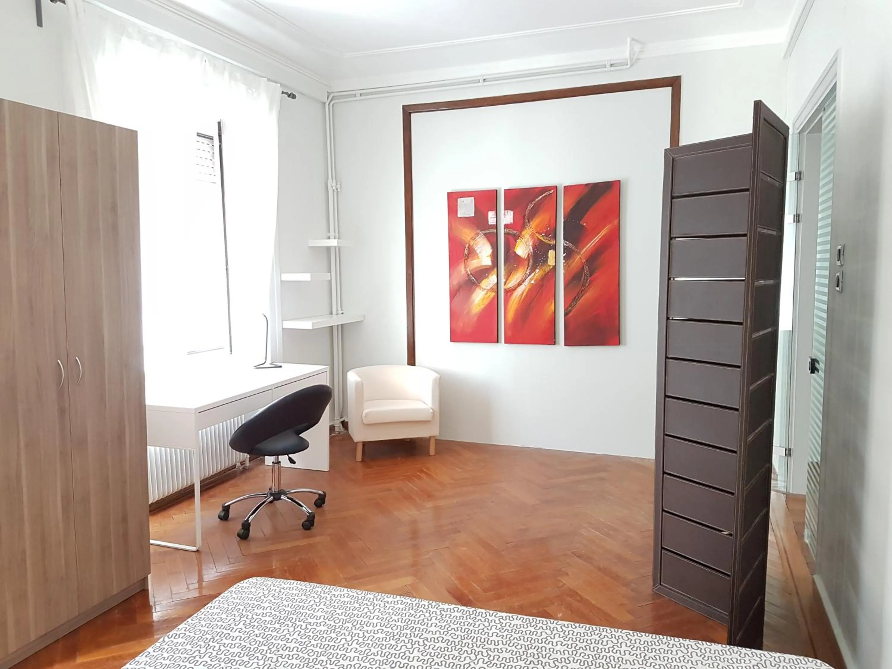 Errathens Pine Red and Taupe - Athens Center