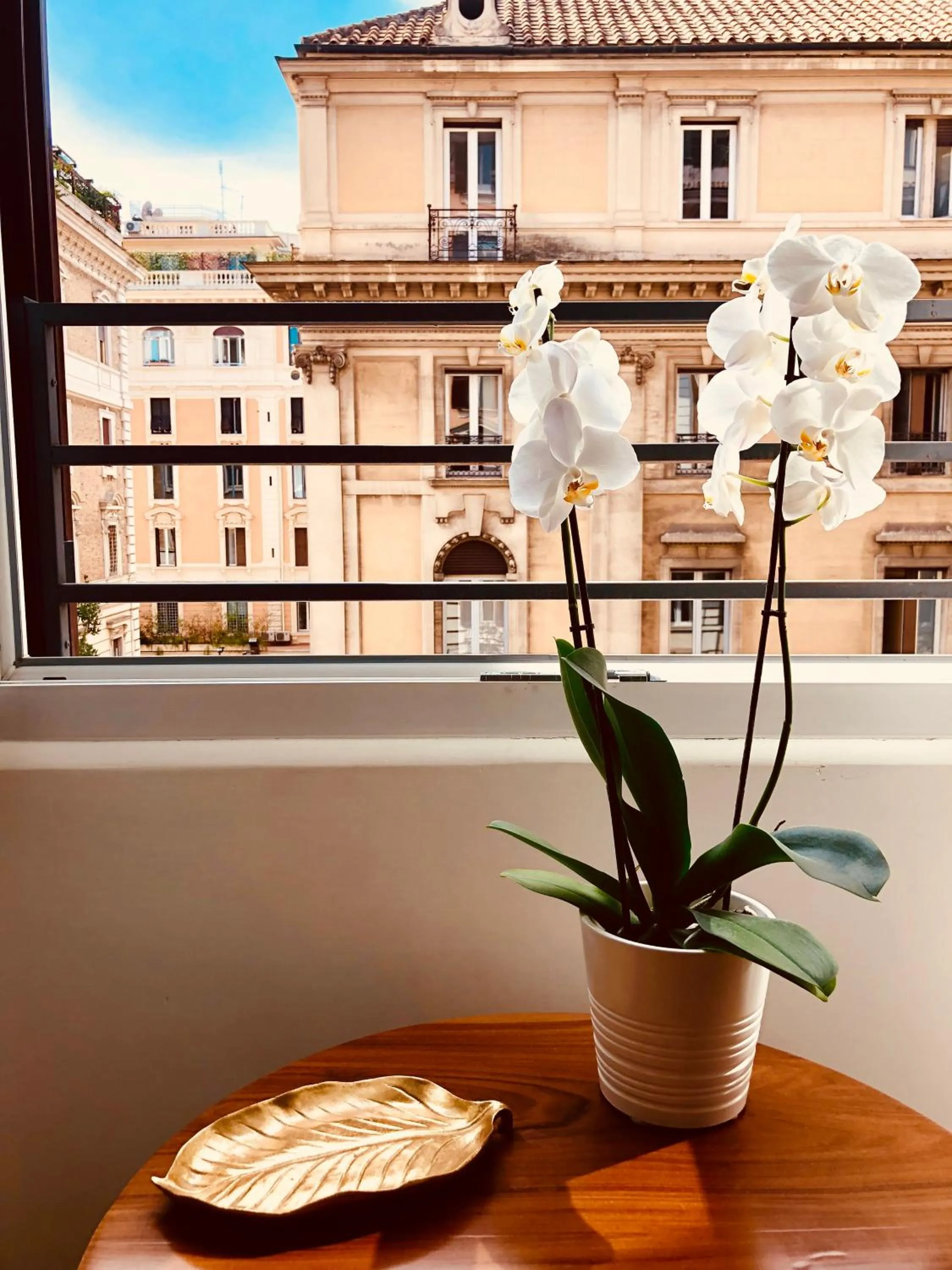 Seating area in 900 Piazza del Popolo