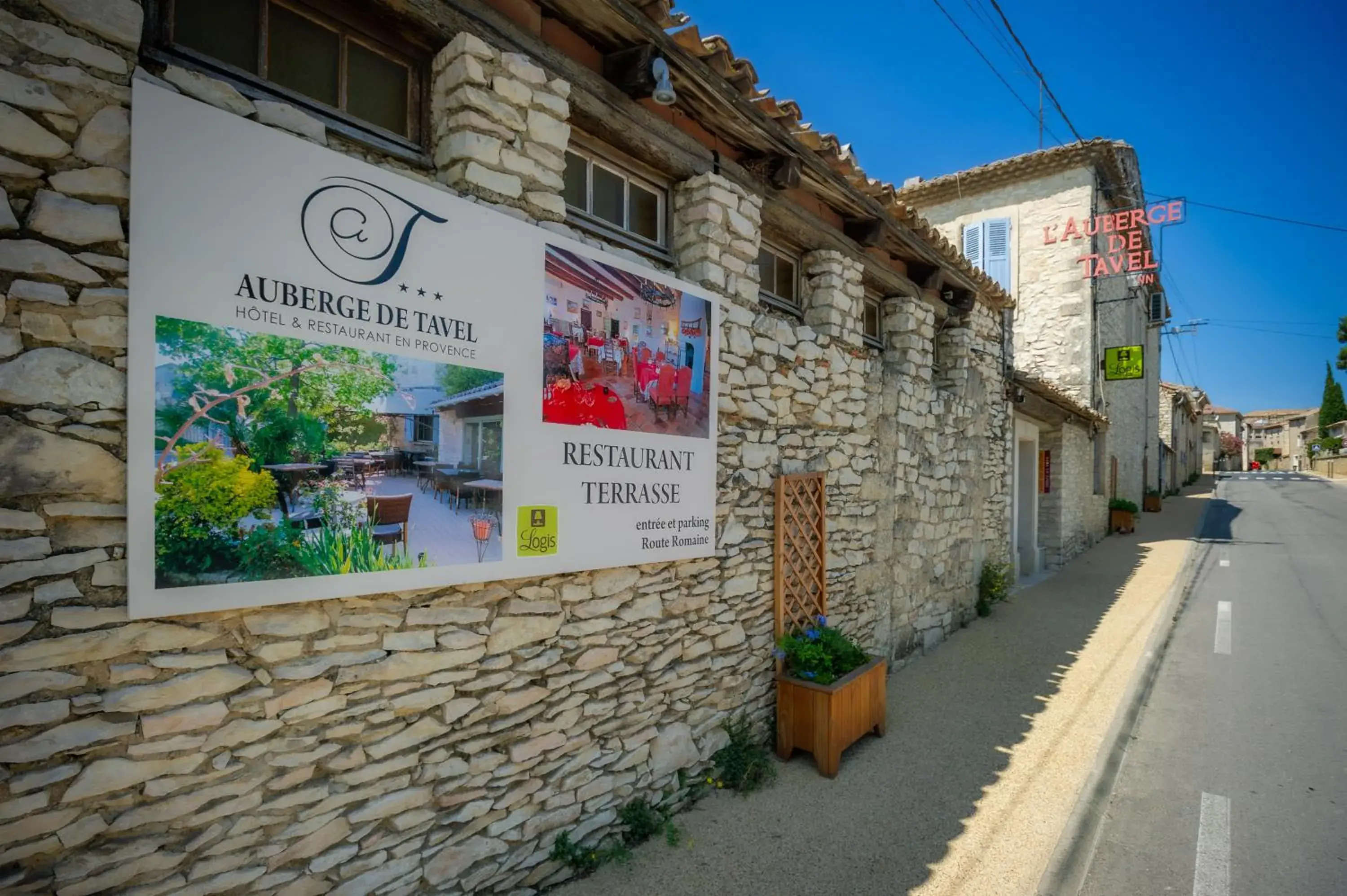 Property building in Logis Auberge De Tavel Property building in Logis Auberge De Tavel